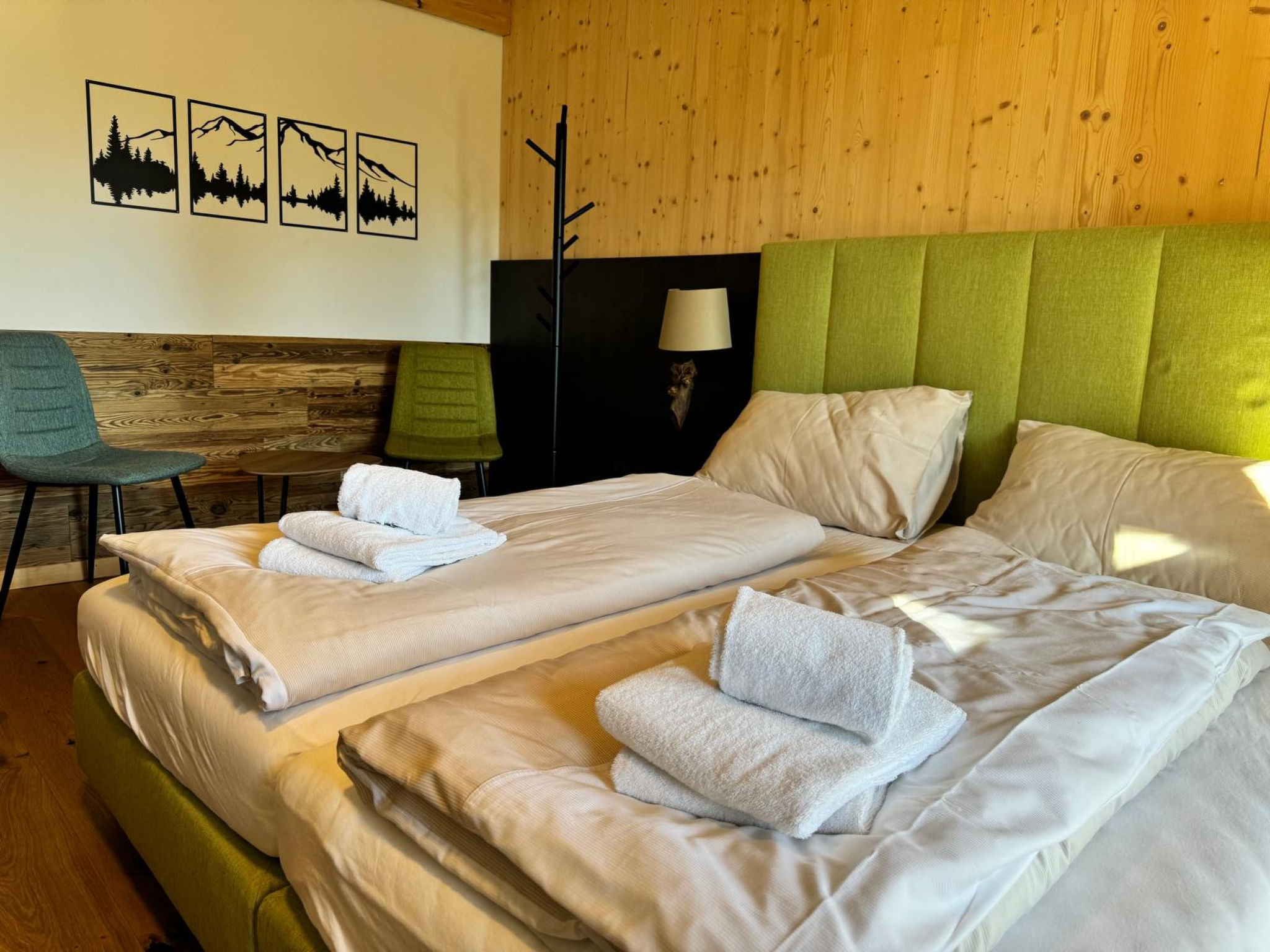 02_NTH42a_Sup Chalet mit Sauna und Hot Tub 2 Etage - Inside