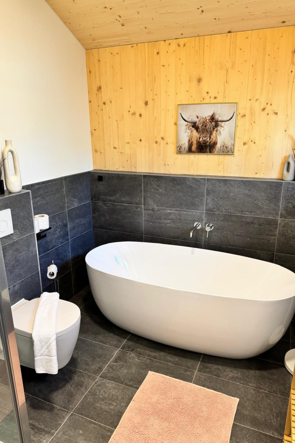 02_NTH42a_Sup Chalet mit Sauna und Hot Tub 2 Etage