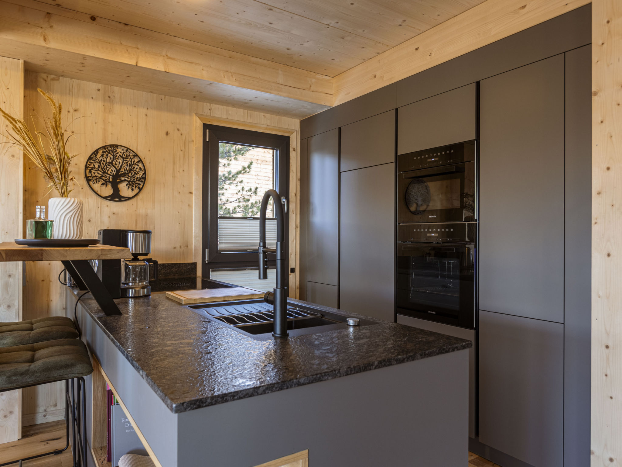 02_NTH003_Sup Chalet mit Sauna und Hot Tub 3 Etage - Binnen