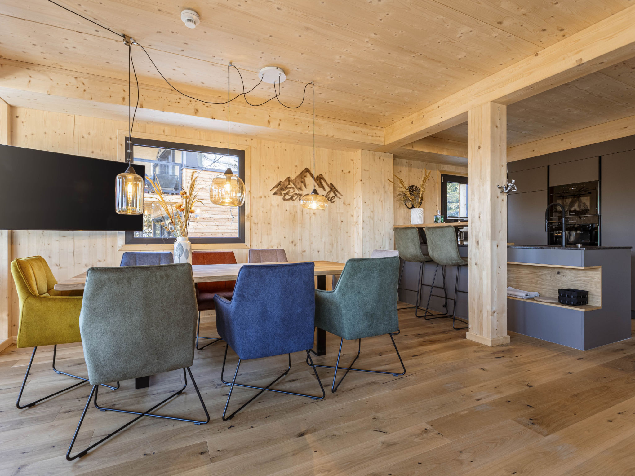 02_NTH003_Sup Chalet mit Sauna und Hot Tub 3 Etage - Binnen