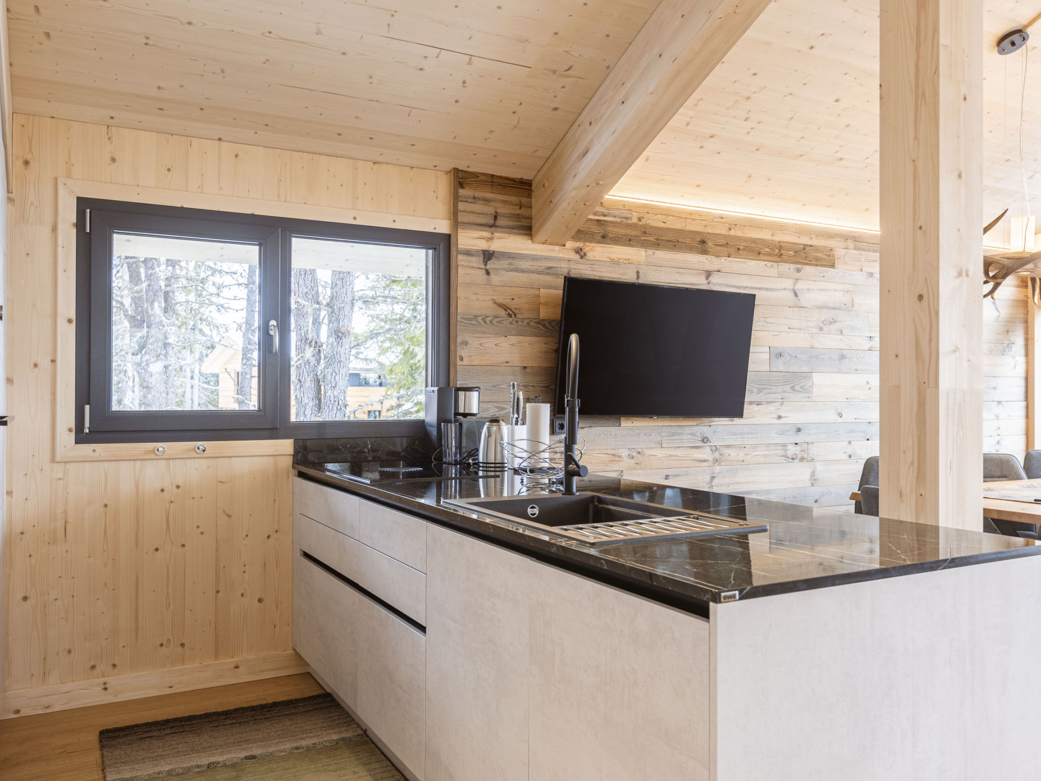 02_NTH020_Sup Chalet mit Sauna und Hot Tub 2 Etage - Inside