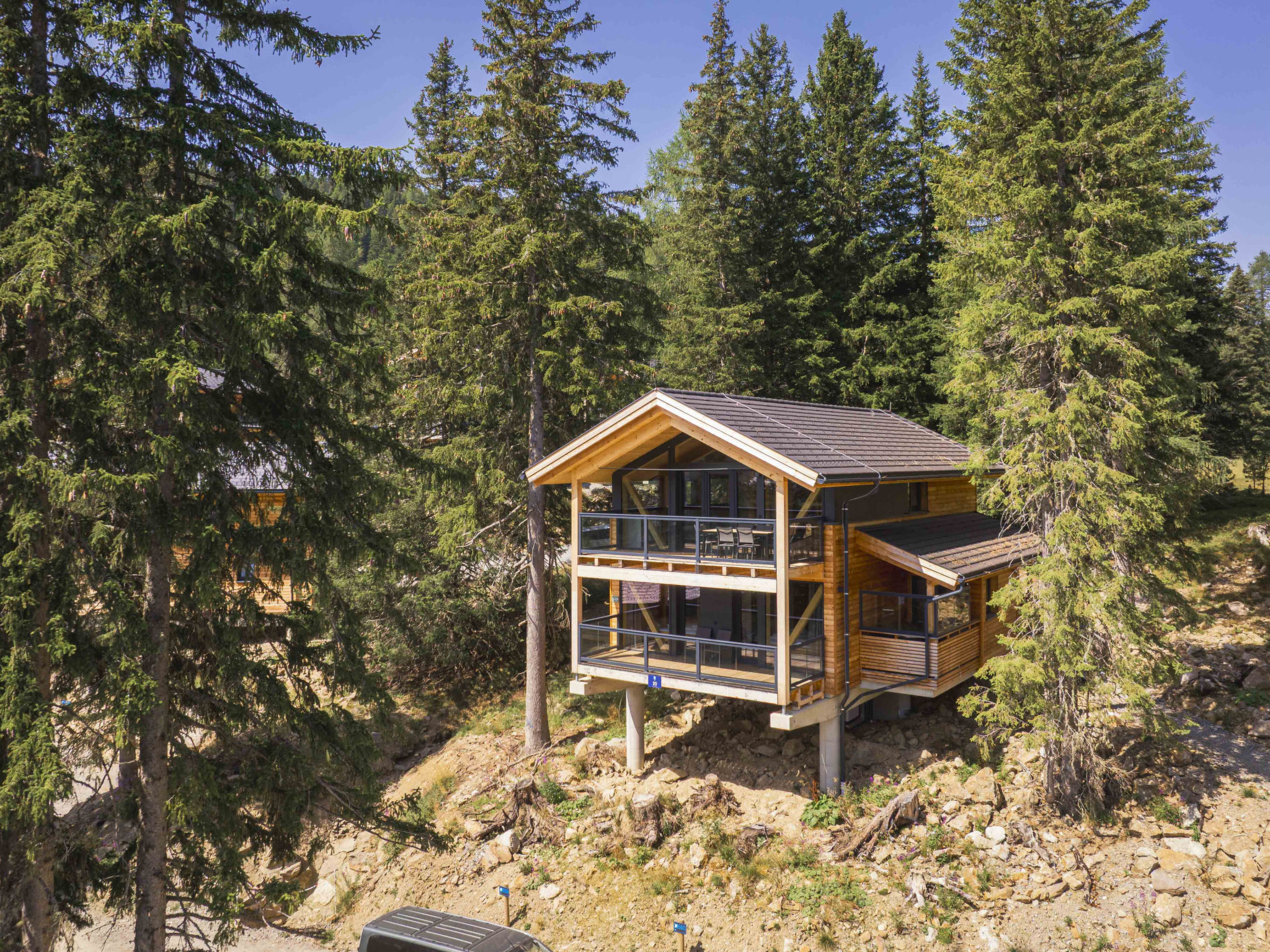02_NTH020_Sup Chalet mit Sauna und Hot Tub 2 Etage - Outside