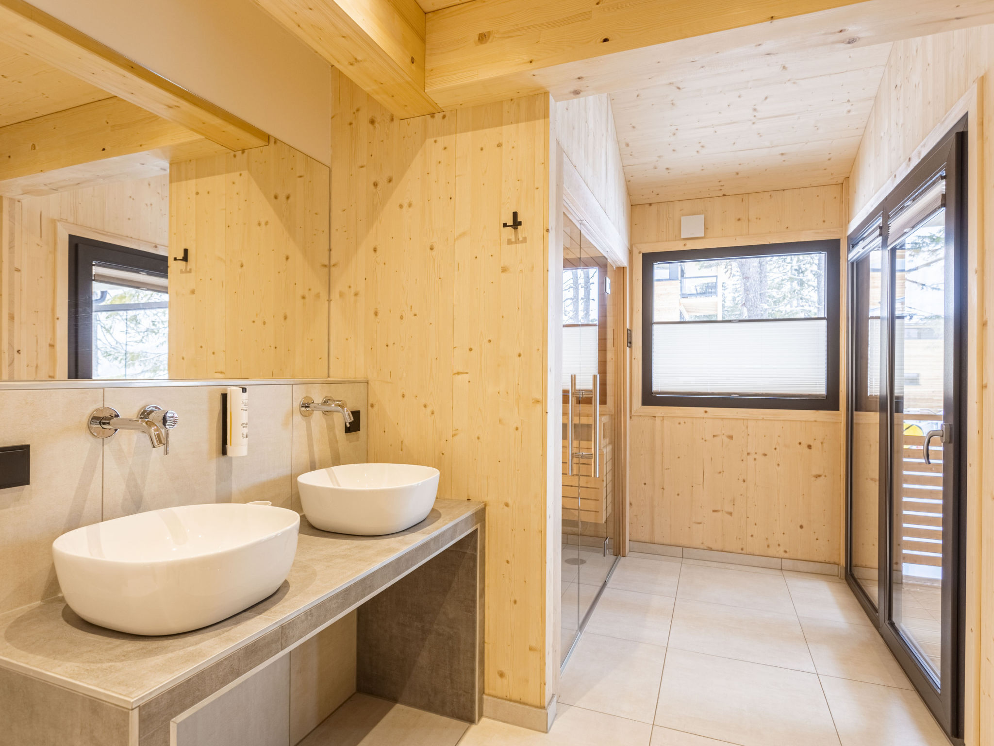 02_NTH020_Sup Chalet mit Sauna und Hot Tub 2 Etage - Inside