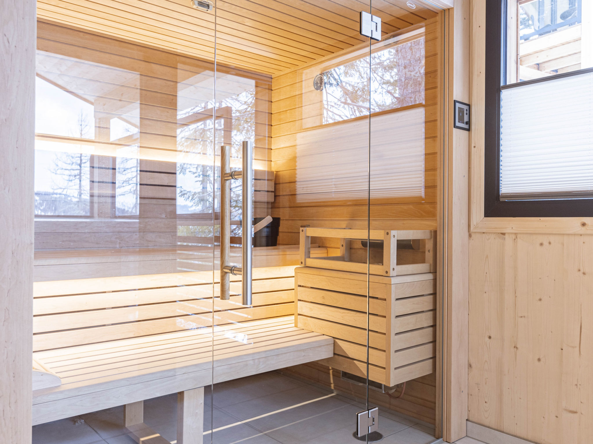 02_NTH020_Sup Chalet mit Sauna und Hot Tub 2 Etage - Outside