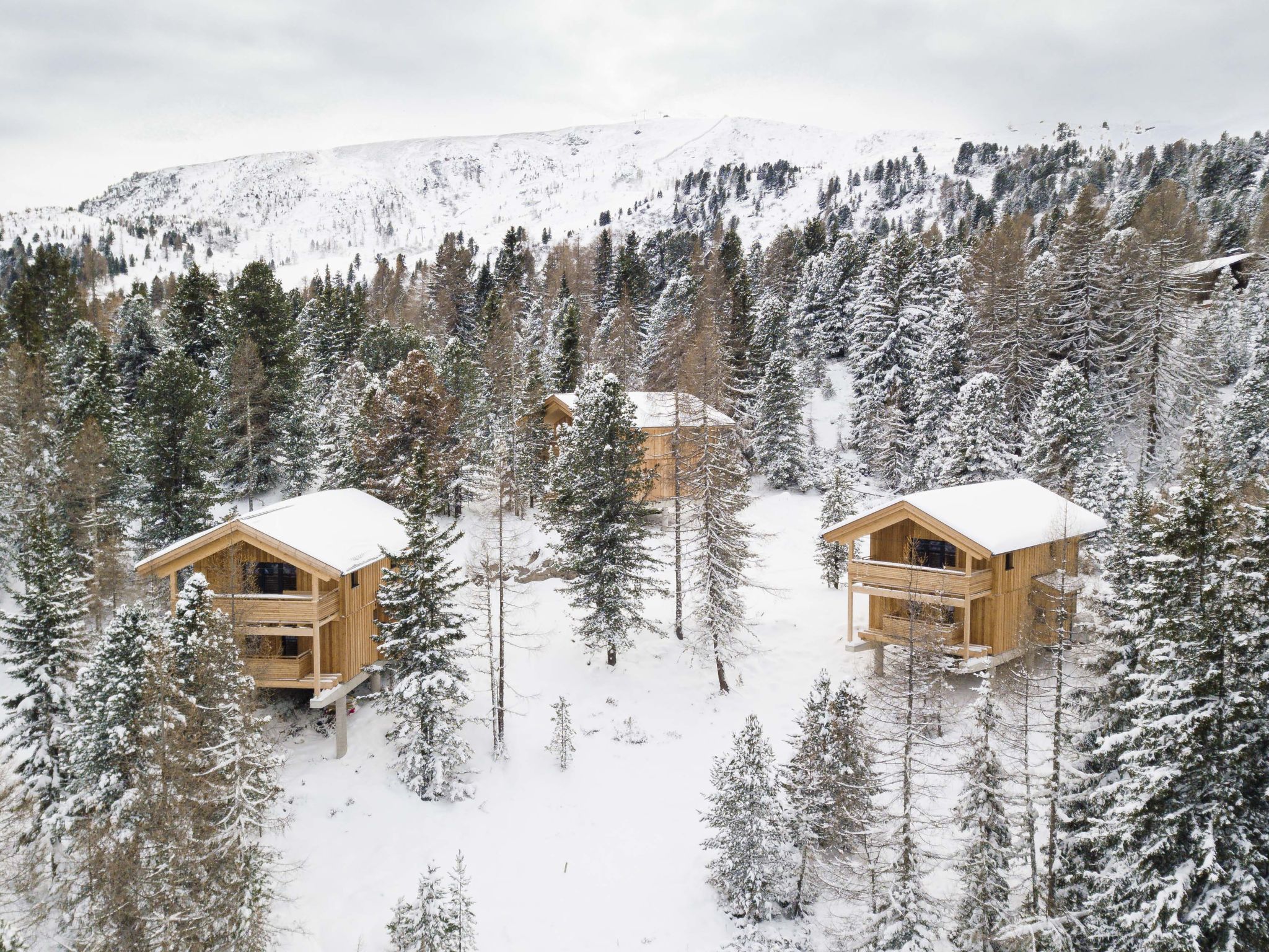 Ruim chalet voor 8 met privé sauna & hottub direct aan de skipiste - foto 9