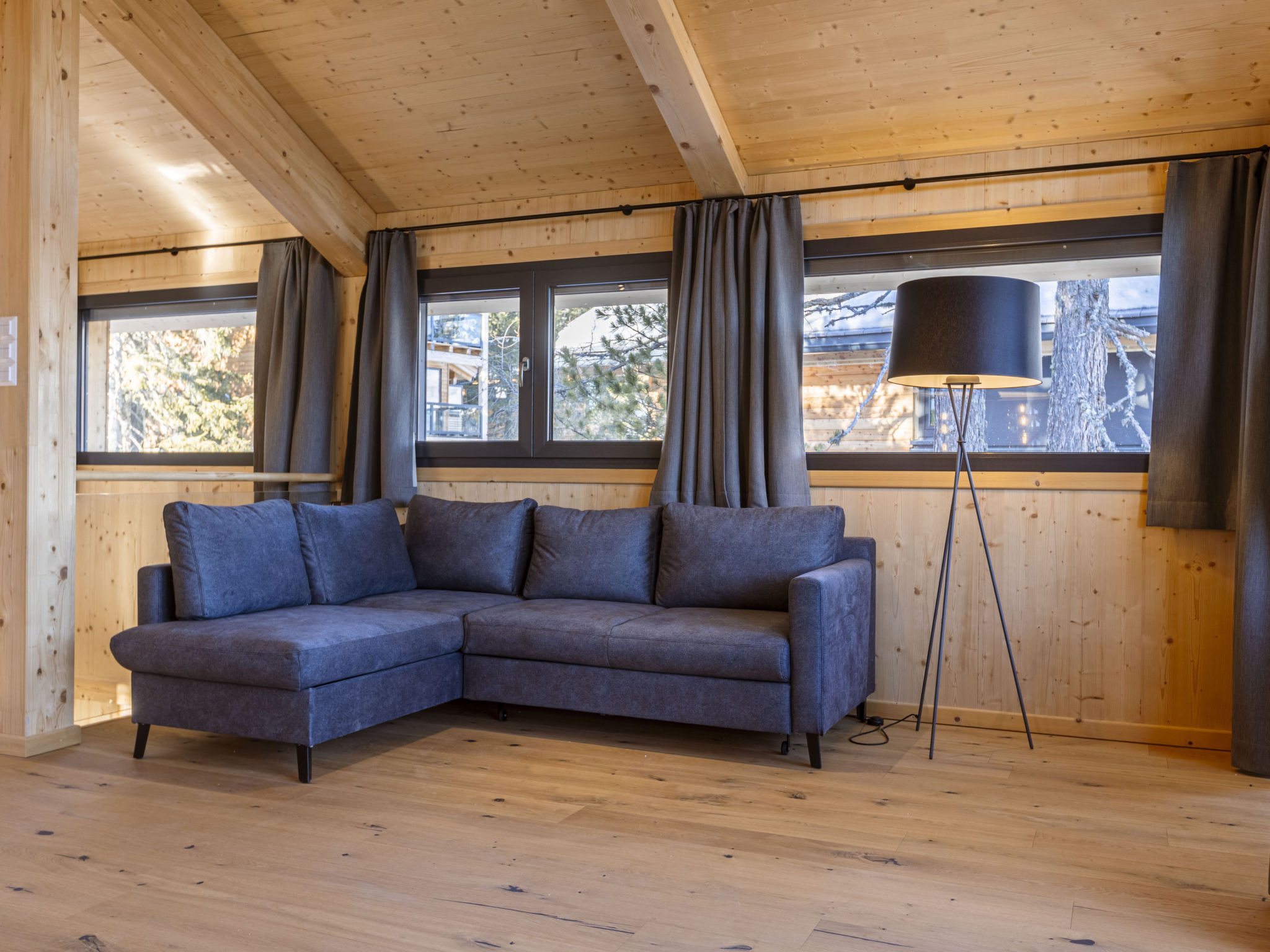 02_NTH001_Sup Chalet mit Sauna und Hot Tub 2 Etage