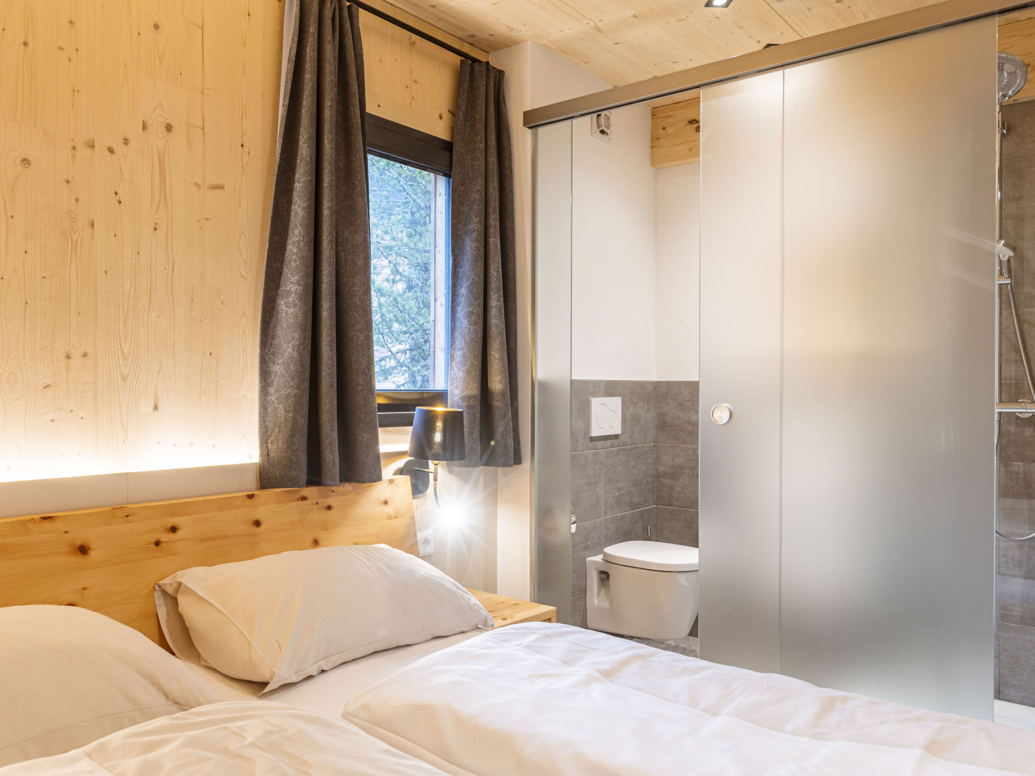 02_NTH001_Sup Chalet mit Sauna und Hot Tub 2 Etage - Inside