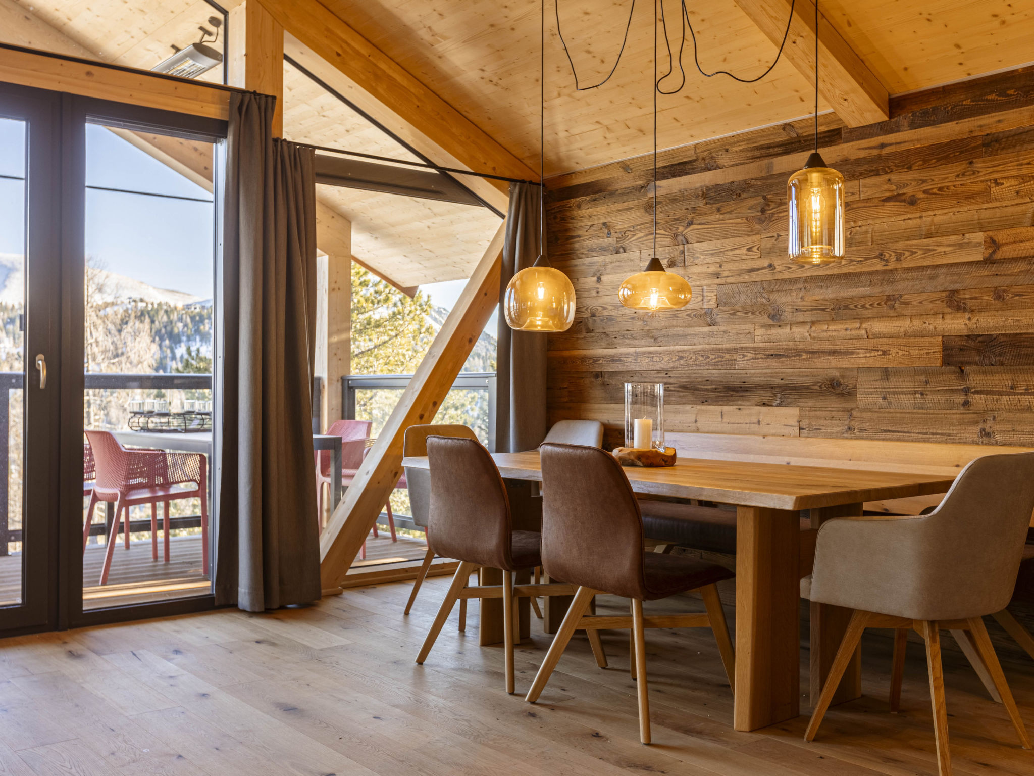 02_NTH001_Sup Chalet mit Sauna und Hot Tub 2 Etage - Inside