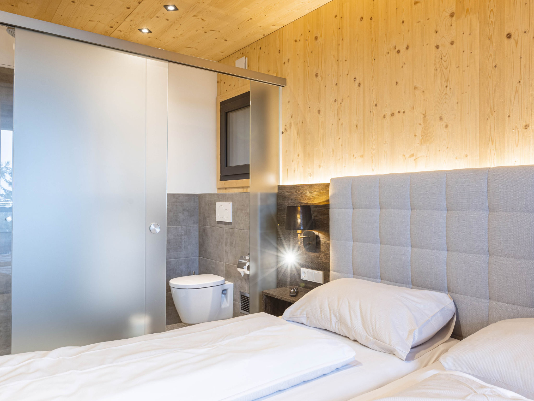 02_NTH001_Sup Chalet mit Sauna und Hot Tub 2 Etage - Inside