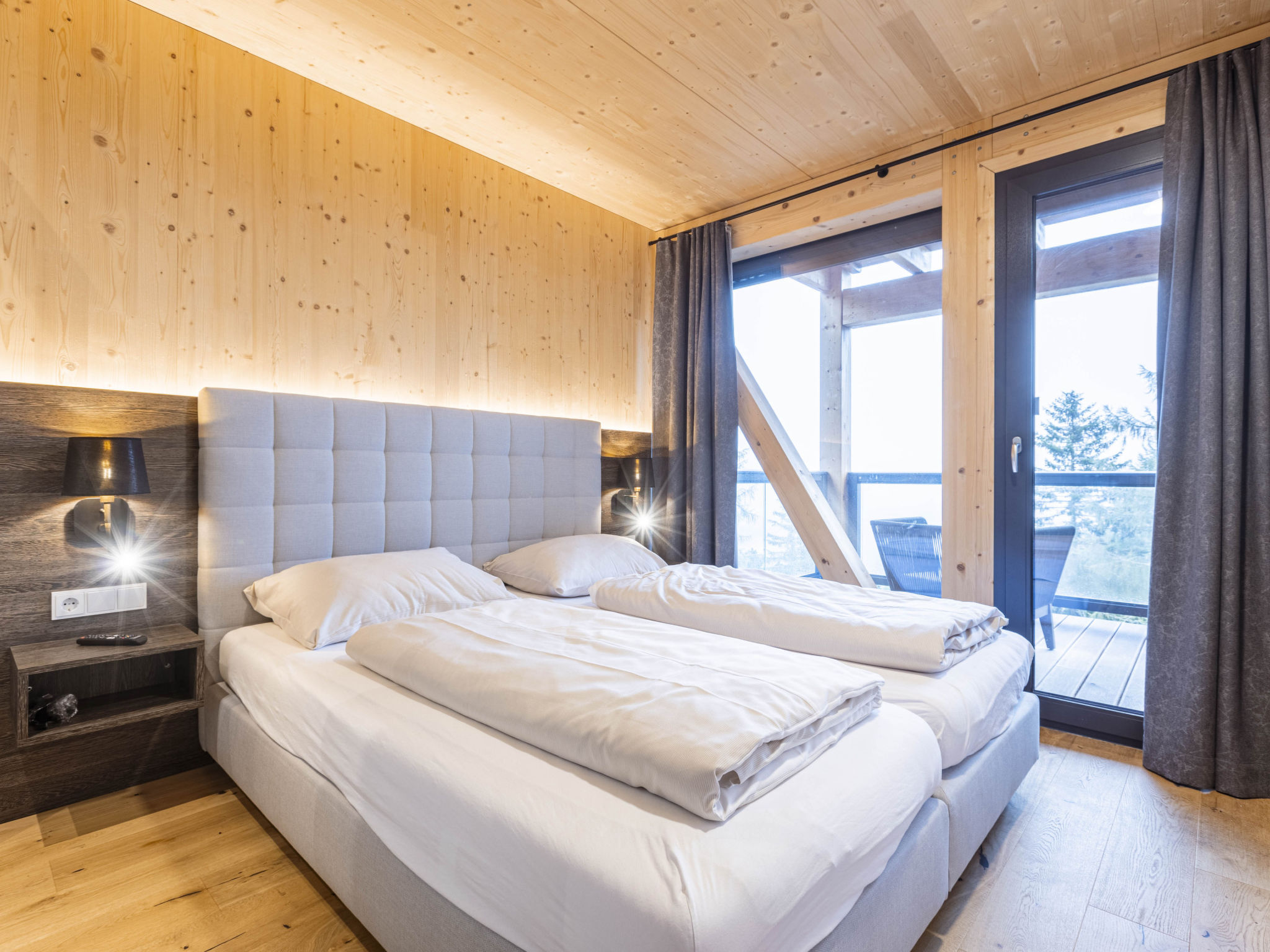 02_NTH001_Sup Chalet mit Sauna und Hot Tub 2 Etage - Inside