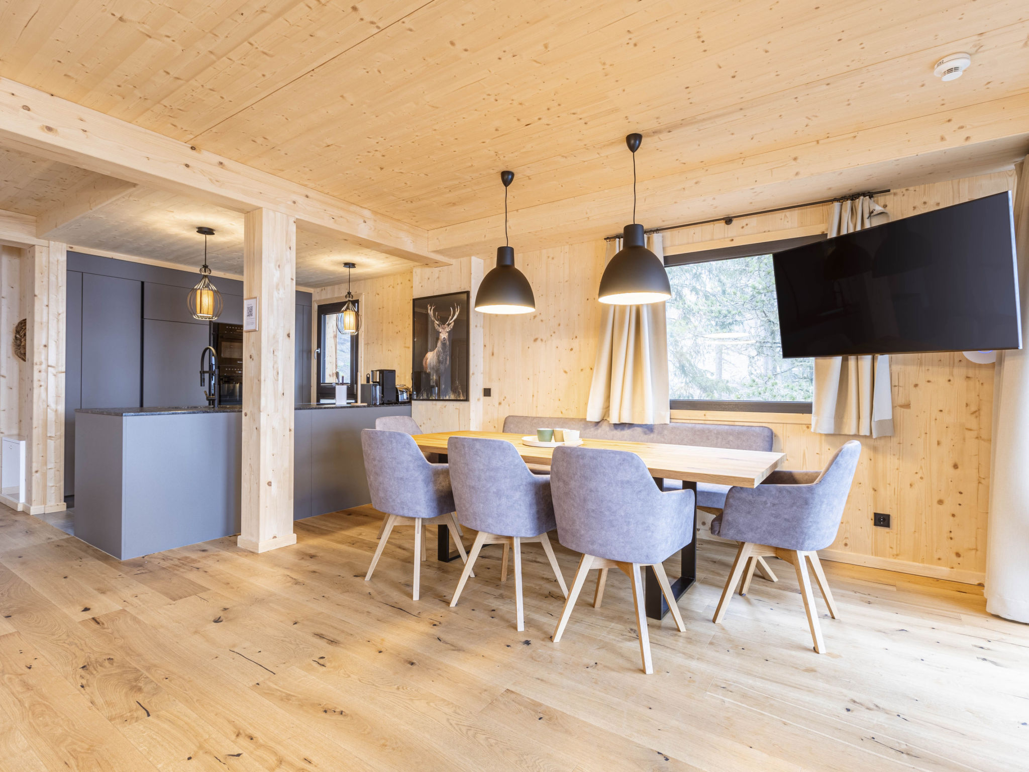 Kitchen / Dining Room