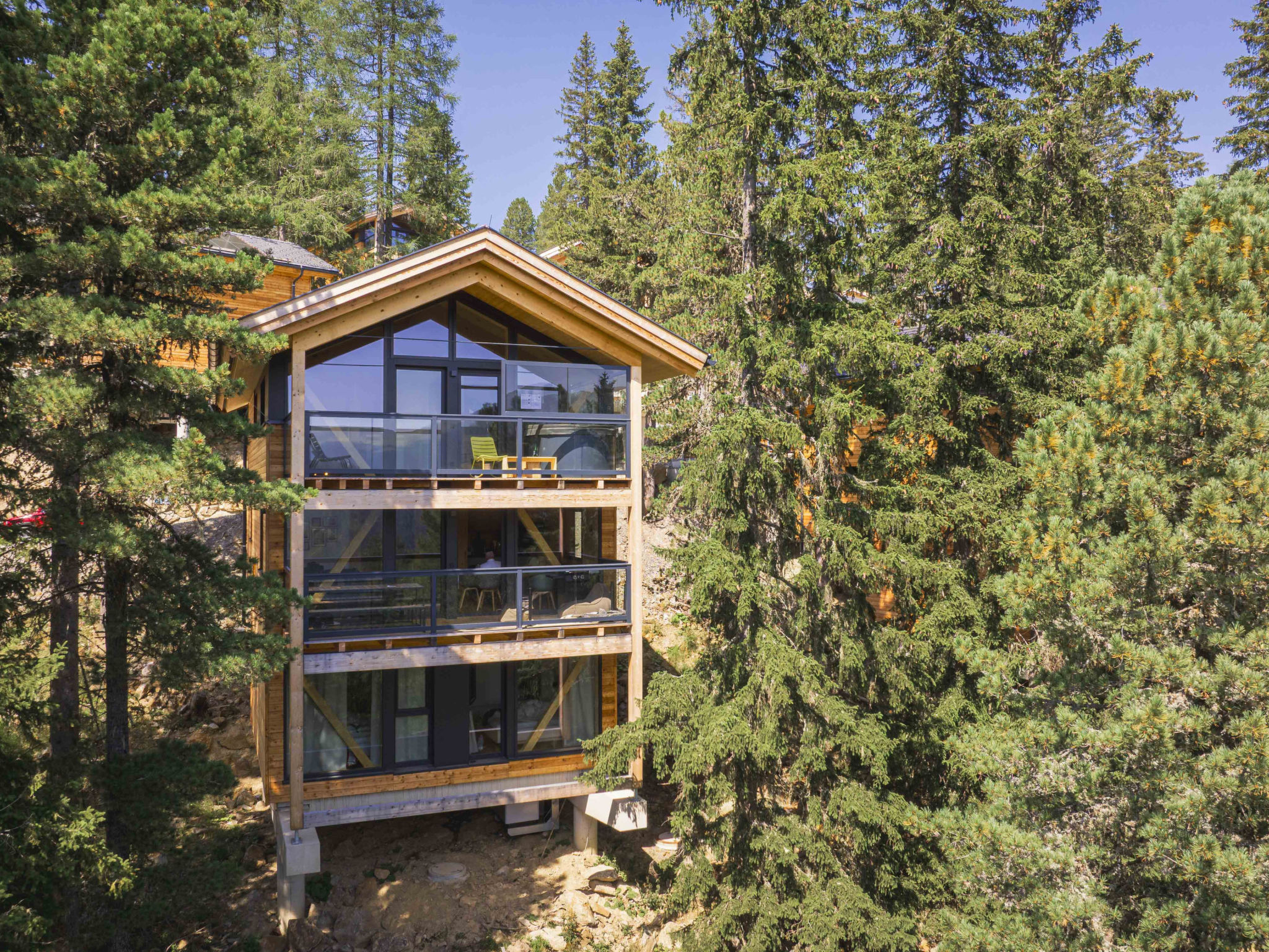 02_NTH015_Sup Chalet mit Sauna und Hot Tub 3 Etage - Buiten