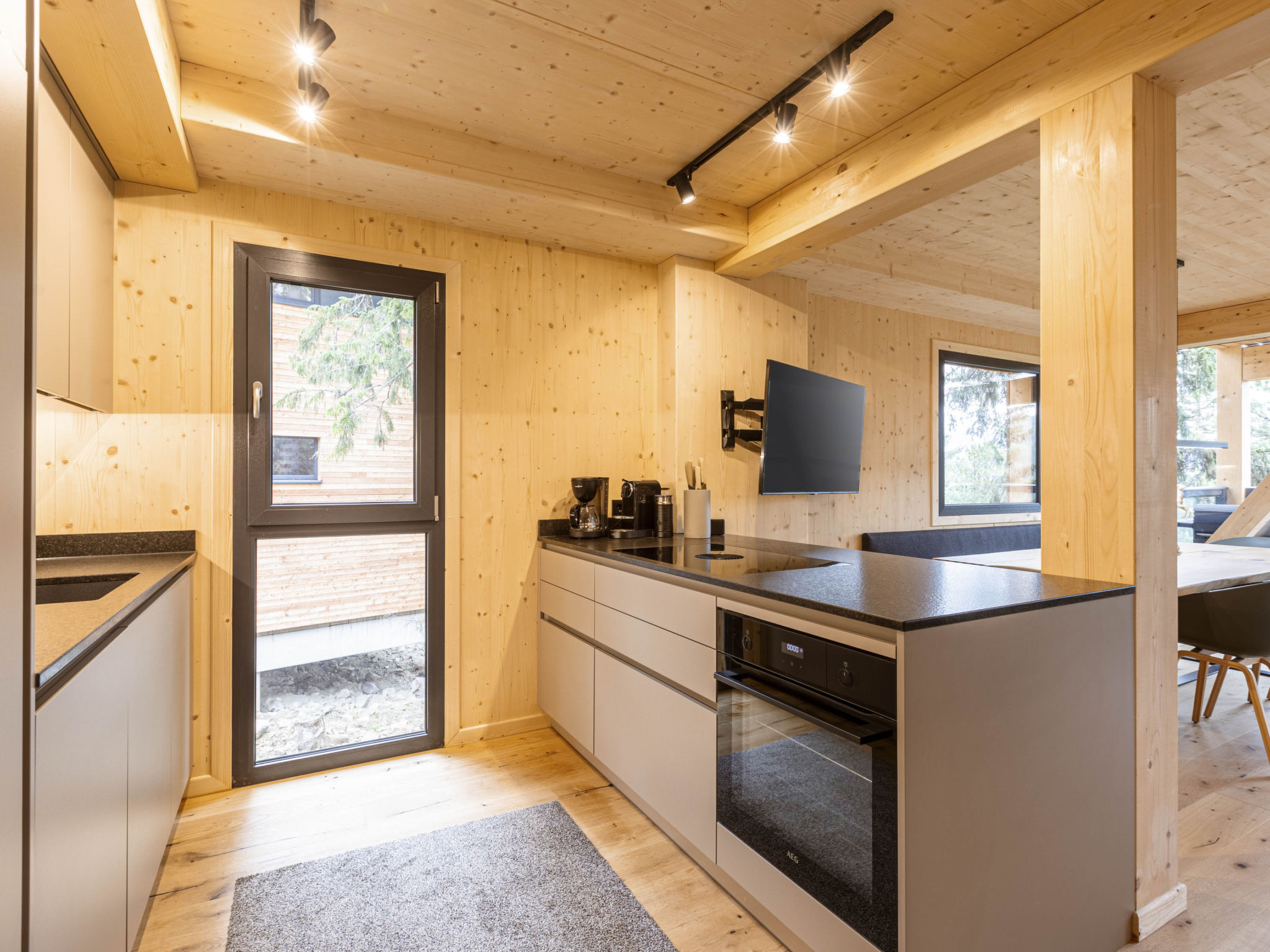 Superior #15 mit Sauna & Hot Tub - Image 4