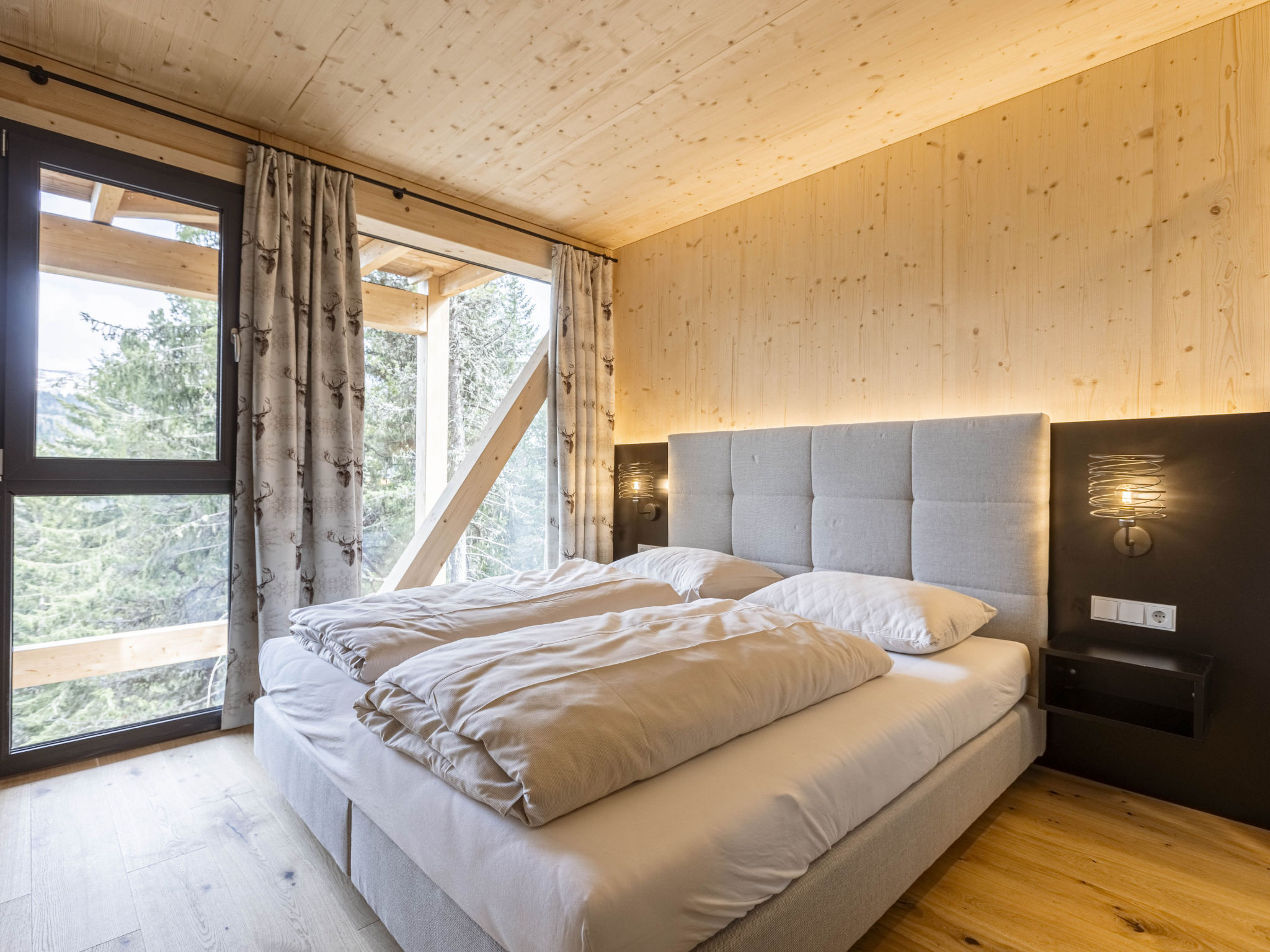 02_NTH016_Sup Chalet mit Sauna und Hot Tub 3 Etage - Inside