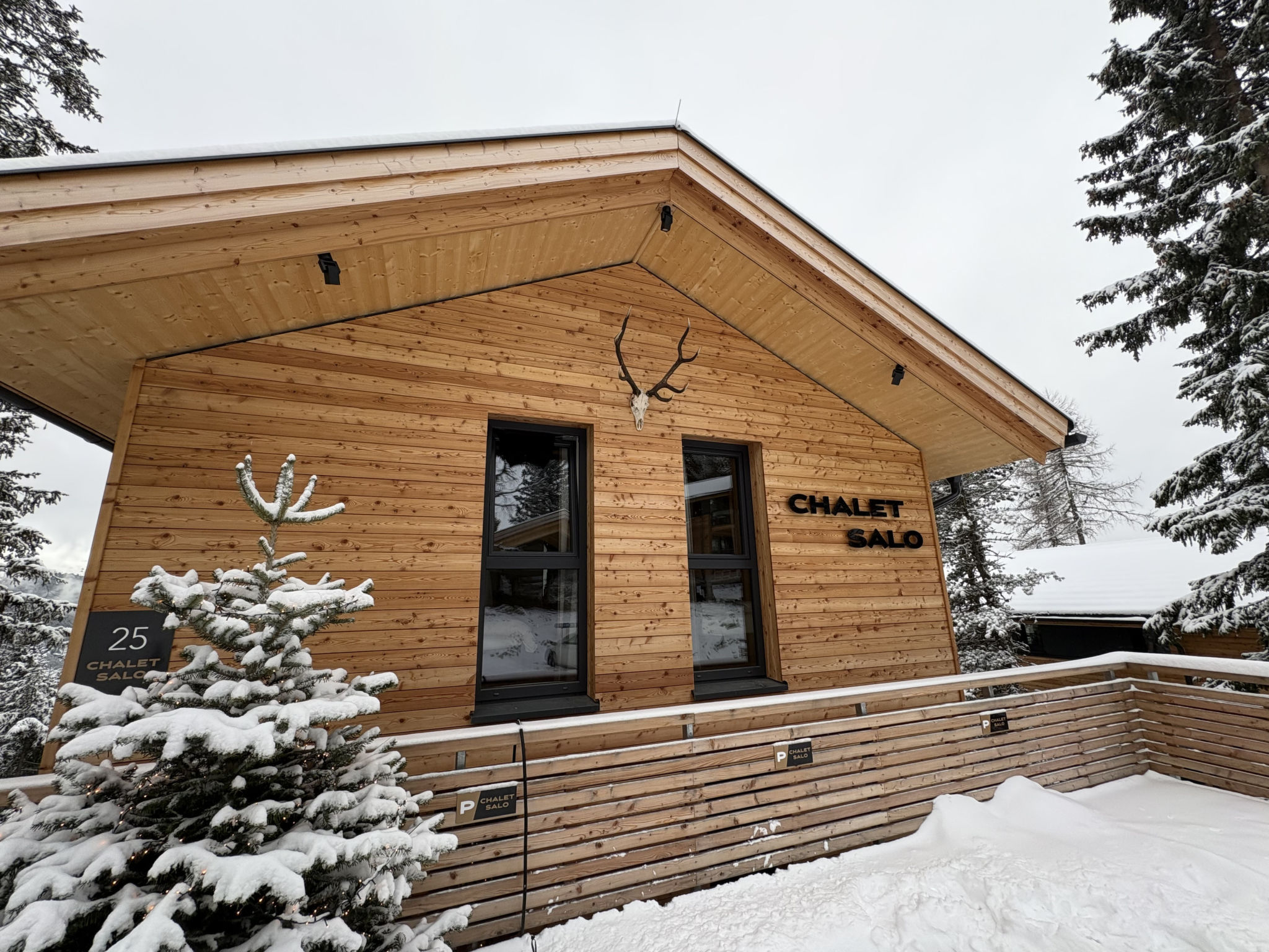 02_NTH025_Sup Chalet mit Sauna 3 Etage - Buiten