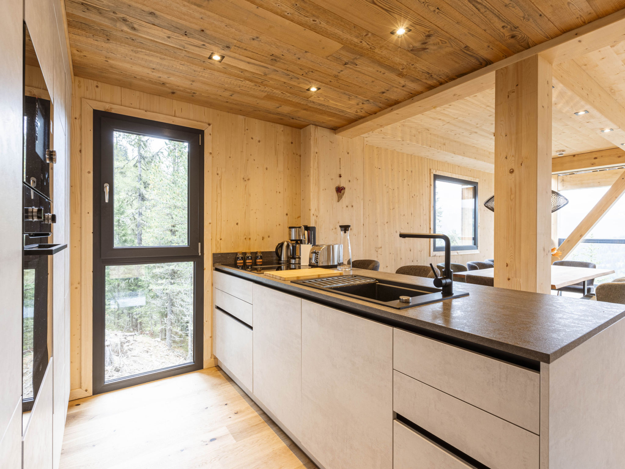 02_NTH027_Sup Chalet mit Sauna und Hot Tub 3 Etage - Inside