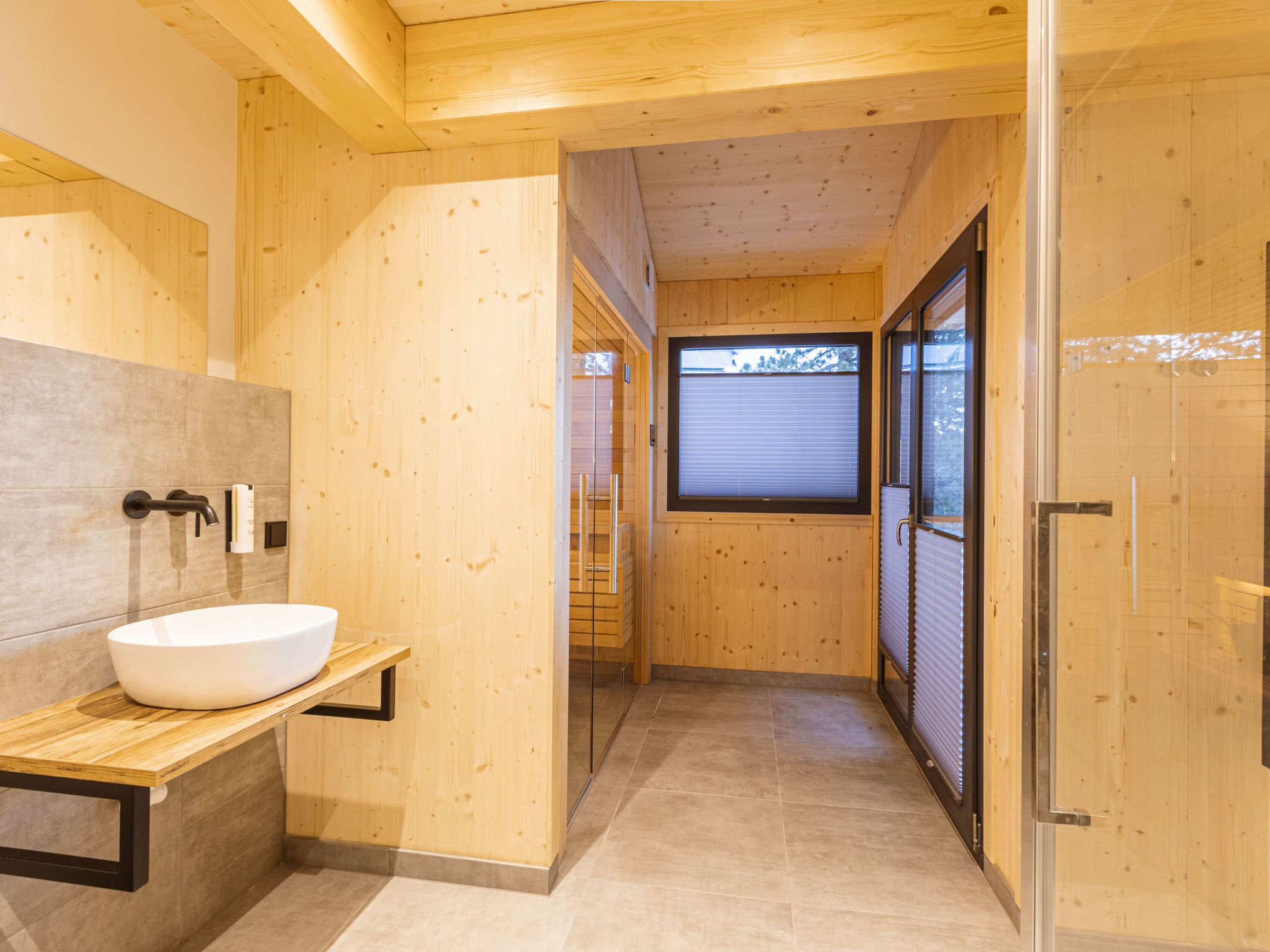 02_NTH002_Sup Chalet mit Sauna und Hot Tub 2 Etage - Binnen