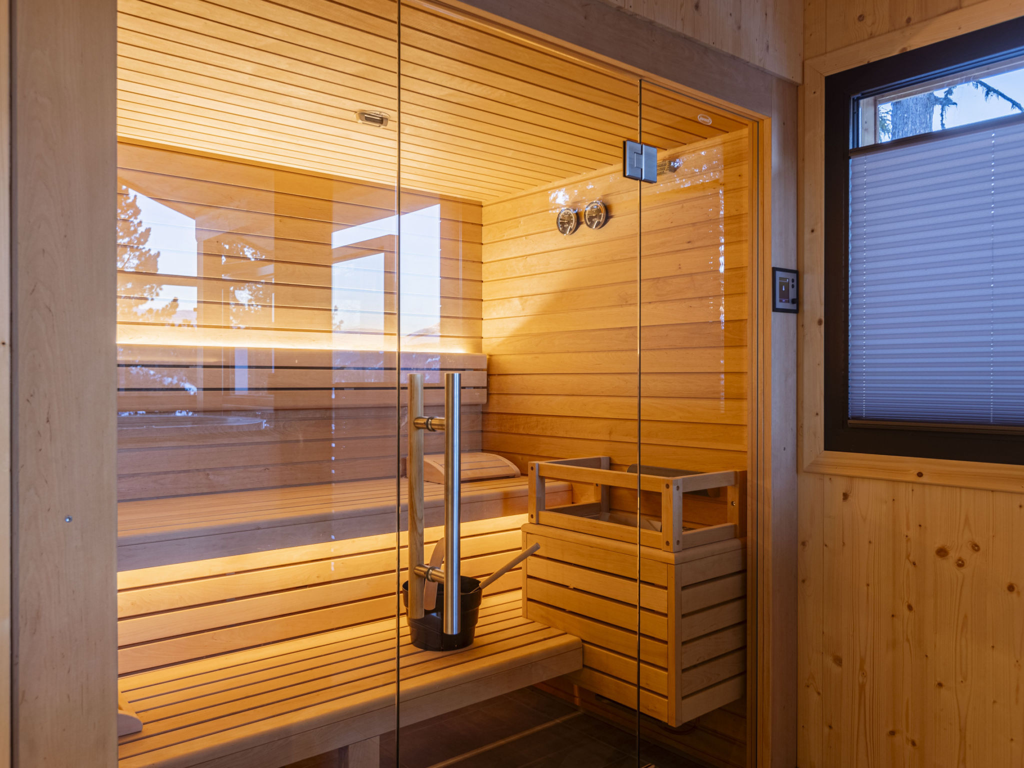 02_NTH002_Sup Chalet mit Sauna und Hot Tub 2 Etage - Buiten