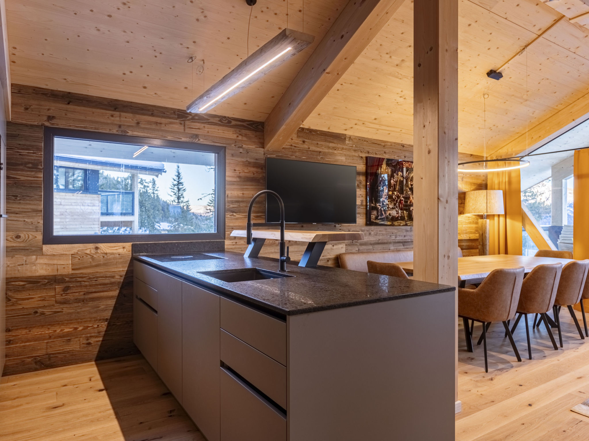 02_NTH004_Sup Chalet mit Sauna und Hot Tub 2 Etage - Inside