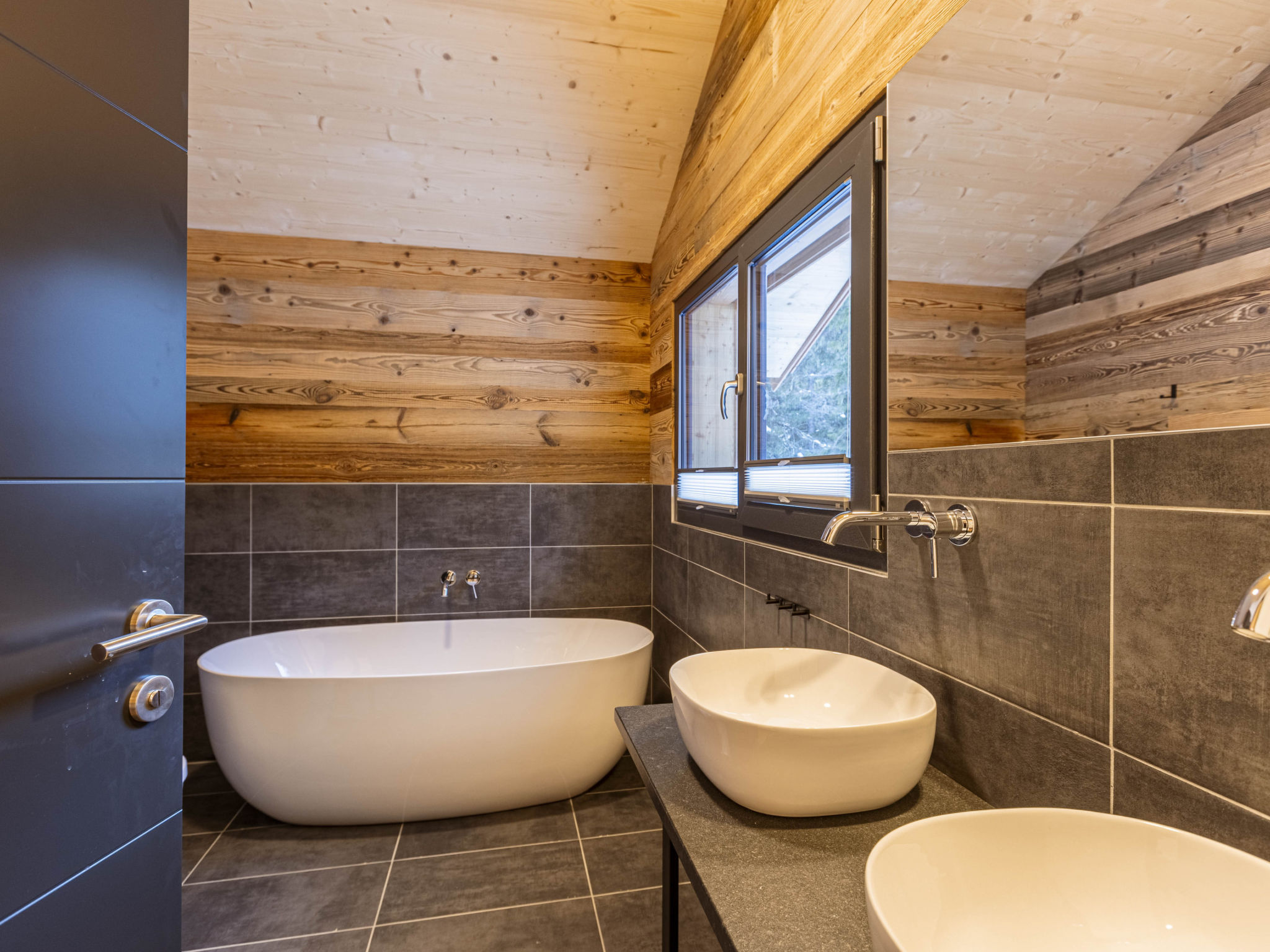 02_NTH004_Sup Chalet mit Sauna und Hot Tub 2 Etage - Inside