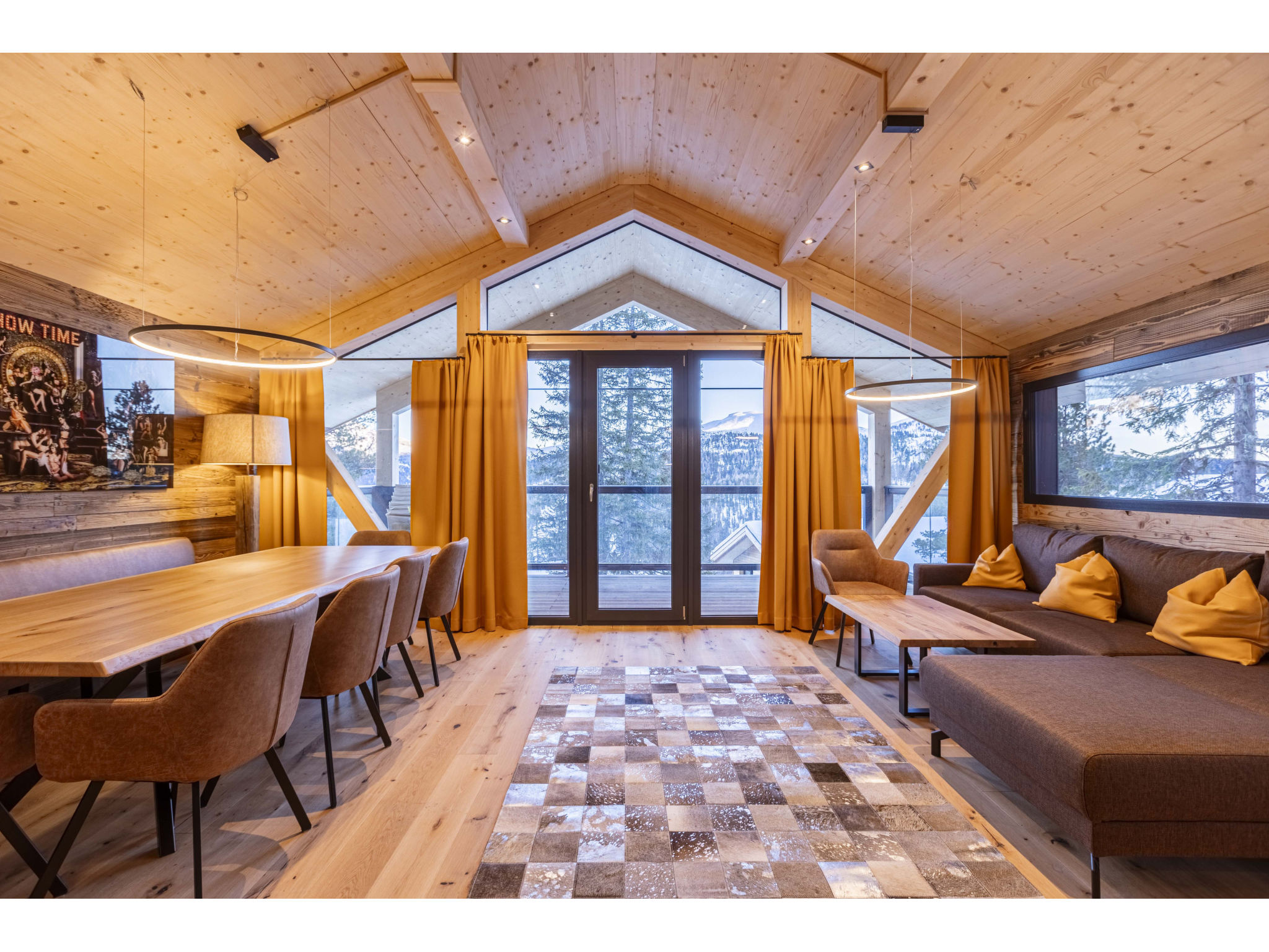 02_NTH004_Sup Chalet mit Sauna und Hot Tub 2 Etage - Inside