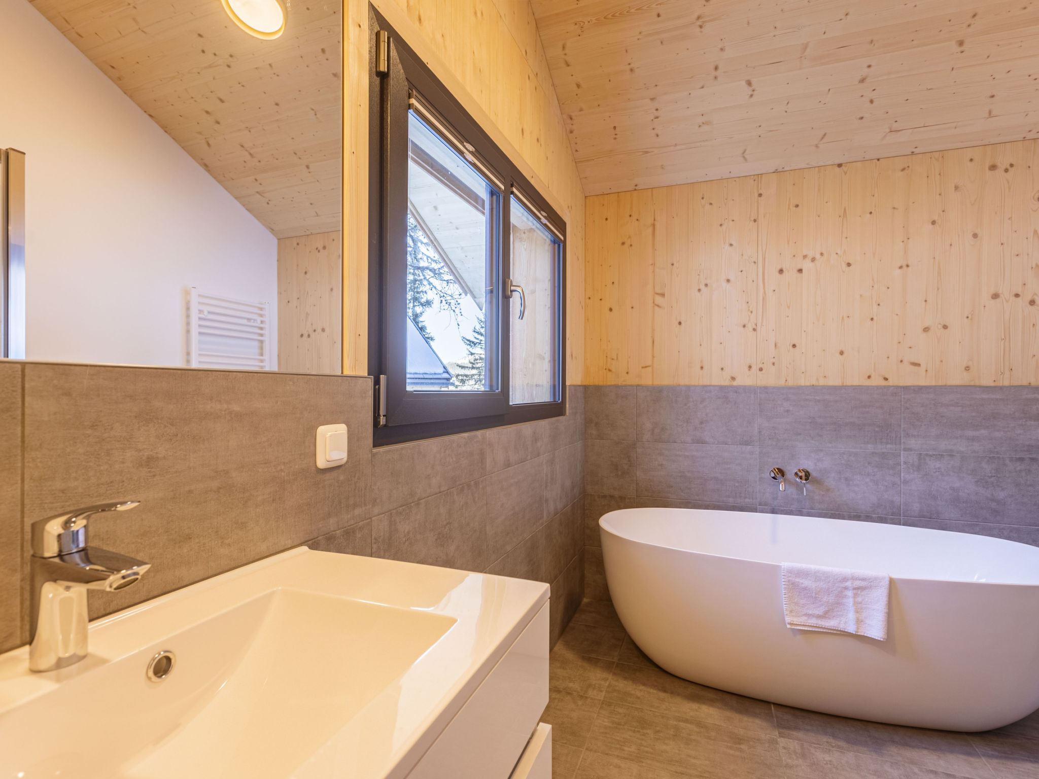02_NTH007_Sup Chalet mit Sauna und Hot Tub 2 Etage - Inside