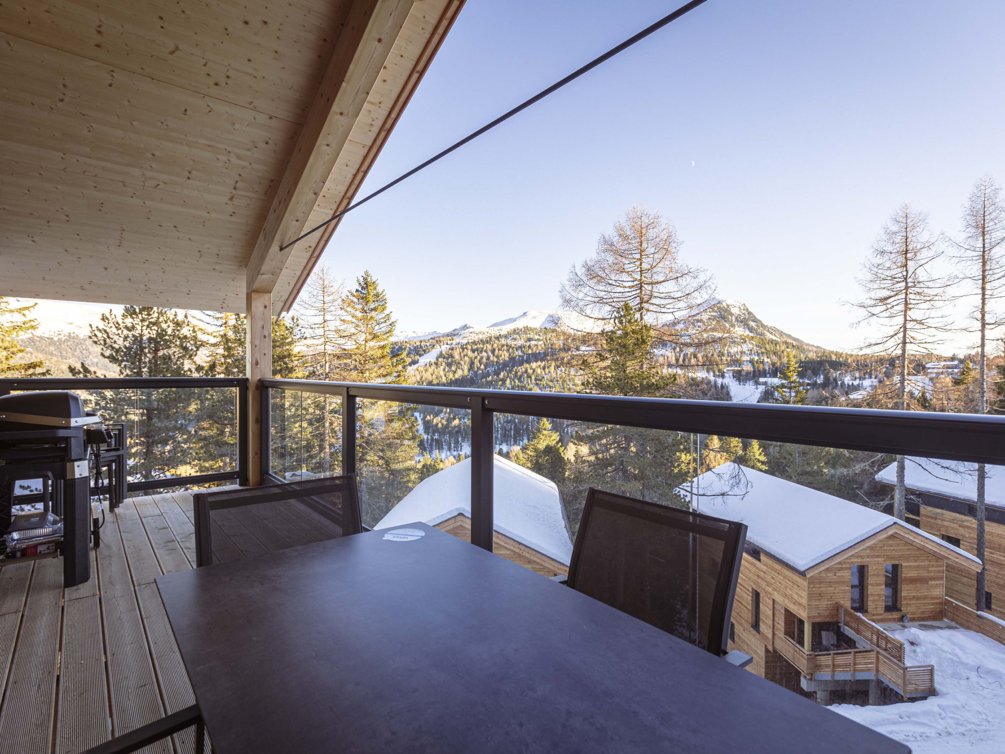 02_NTH007_Sup Chalet mit Sauna und Hot Tub 2 Etage - Outside