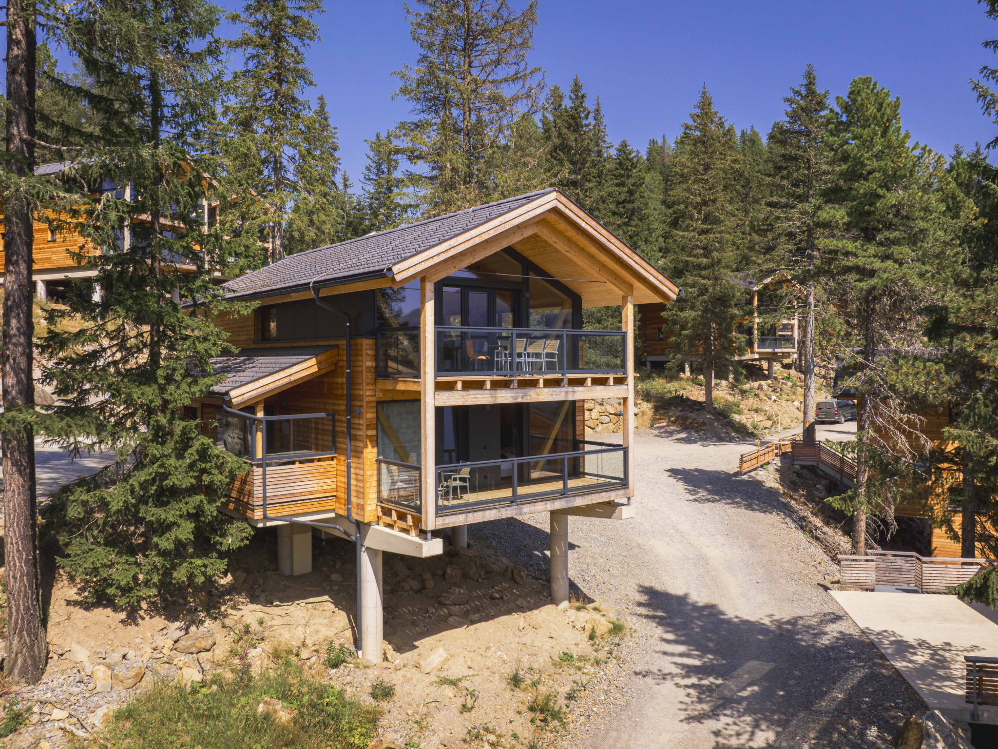 02_NTH009_Sup Chalet mit Sauna und Hot Tub 2 Etage - Outside