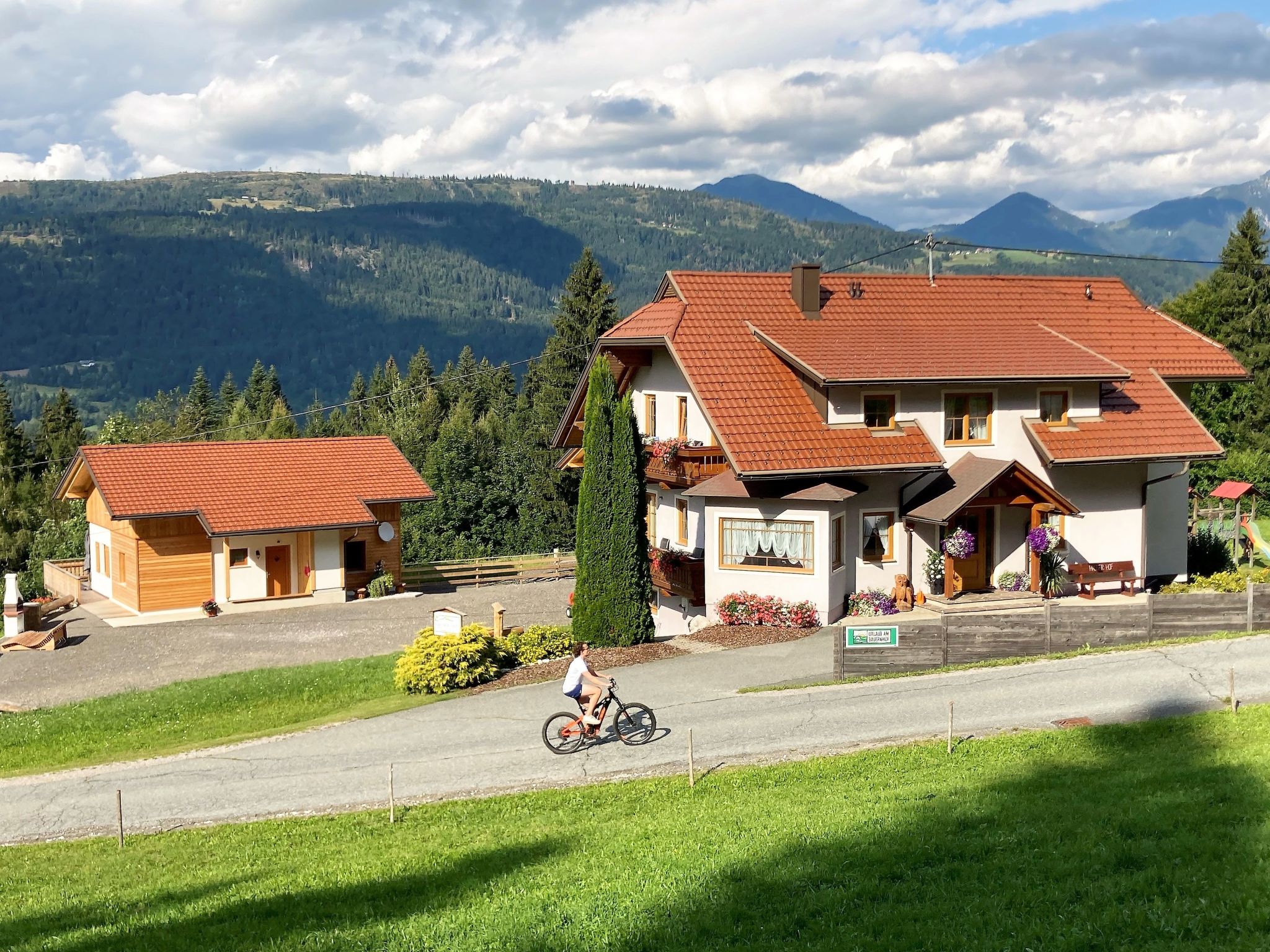 In Gemeinde Hermagor-Pressegger See mit Terrasse, Grill und Garten-Image-tags.info