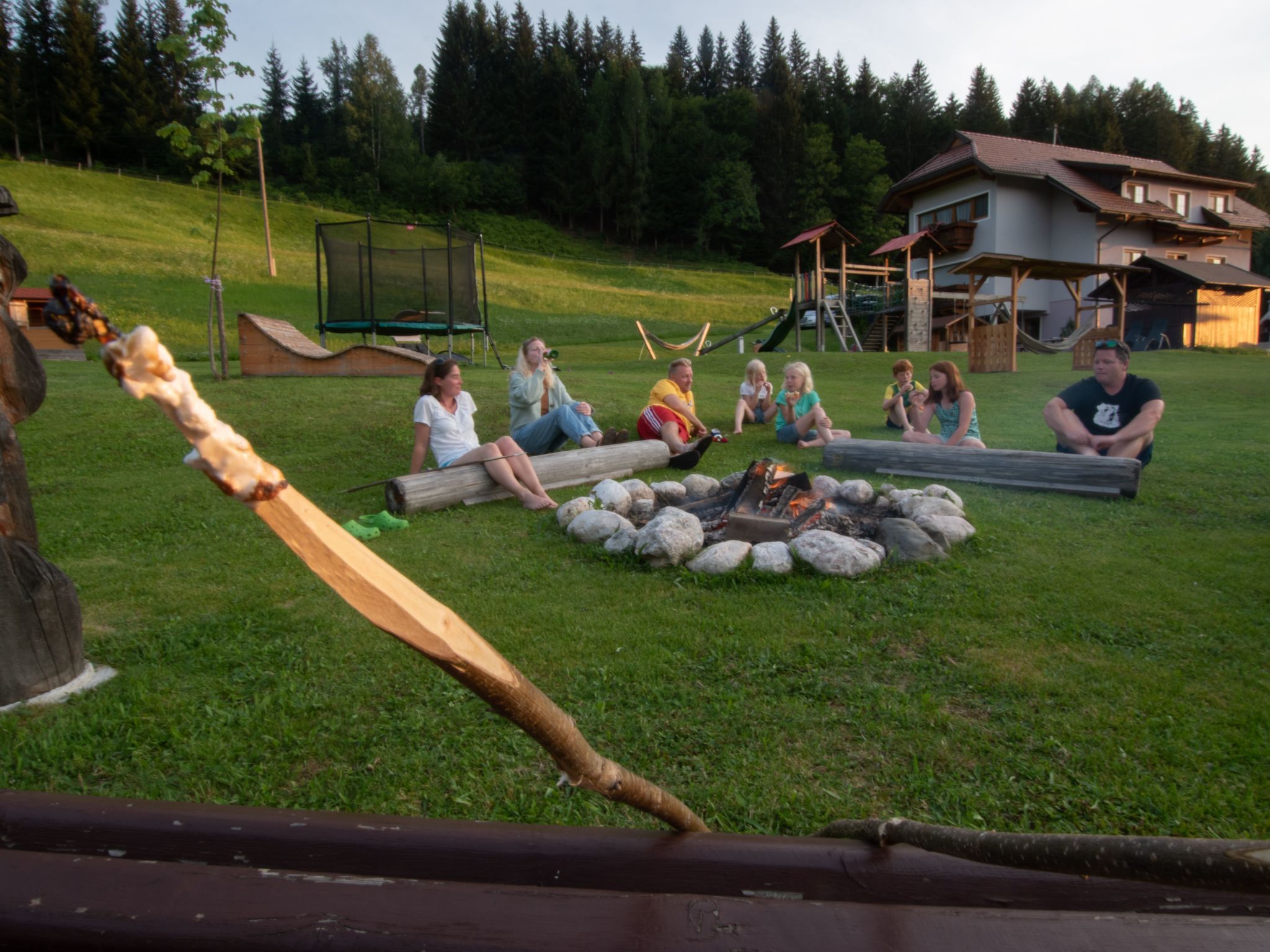 In Gemeinde Hermagor-Pressegger See mit Terrasse, Grill und Garten-Image-tags.info