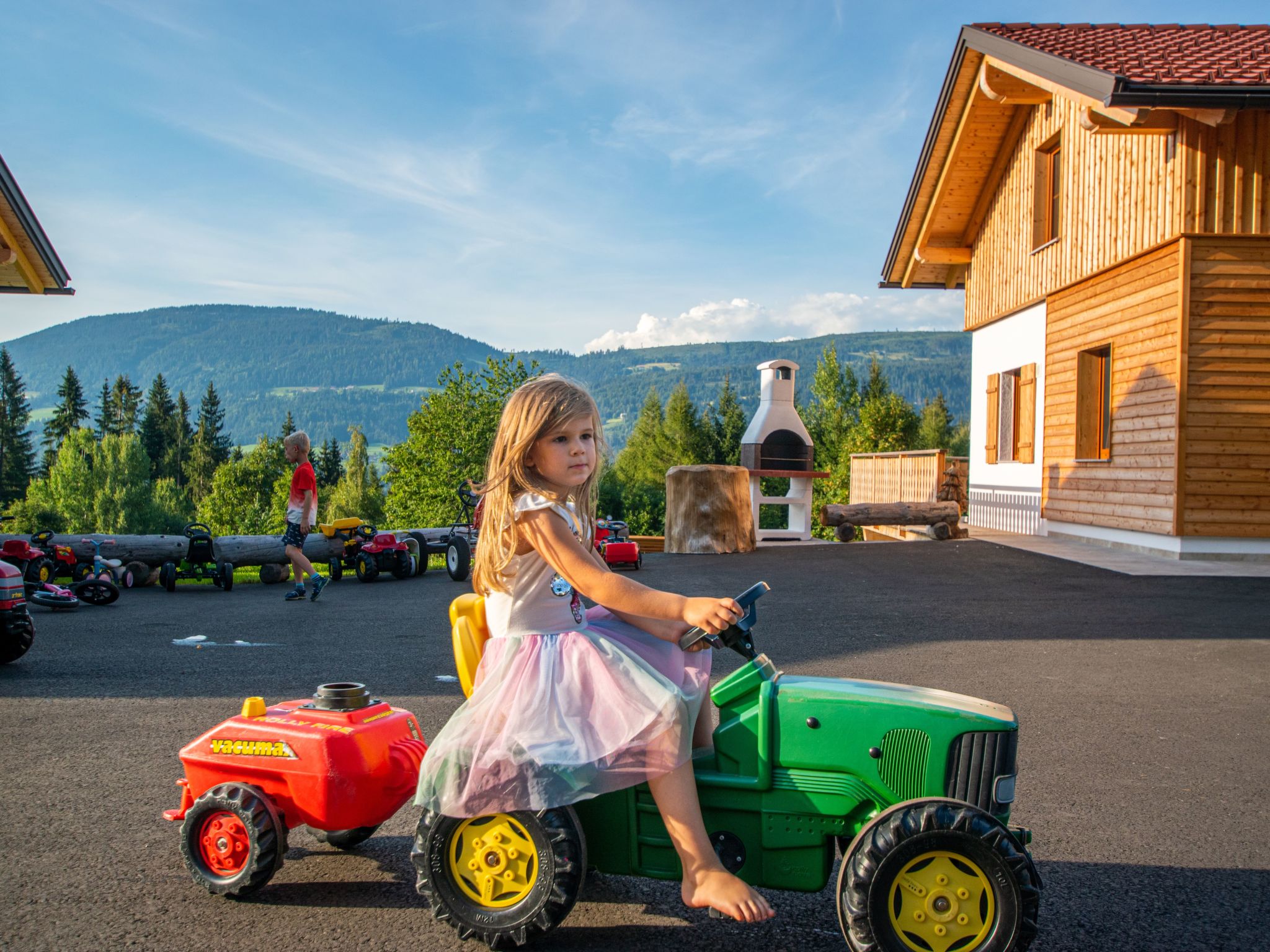 In Gemeinde Hermagor-Pressegger See mit Terrasse, Grill und Garten-Image-tags.info