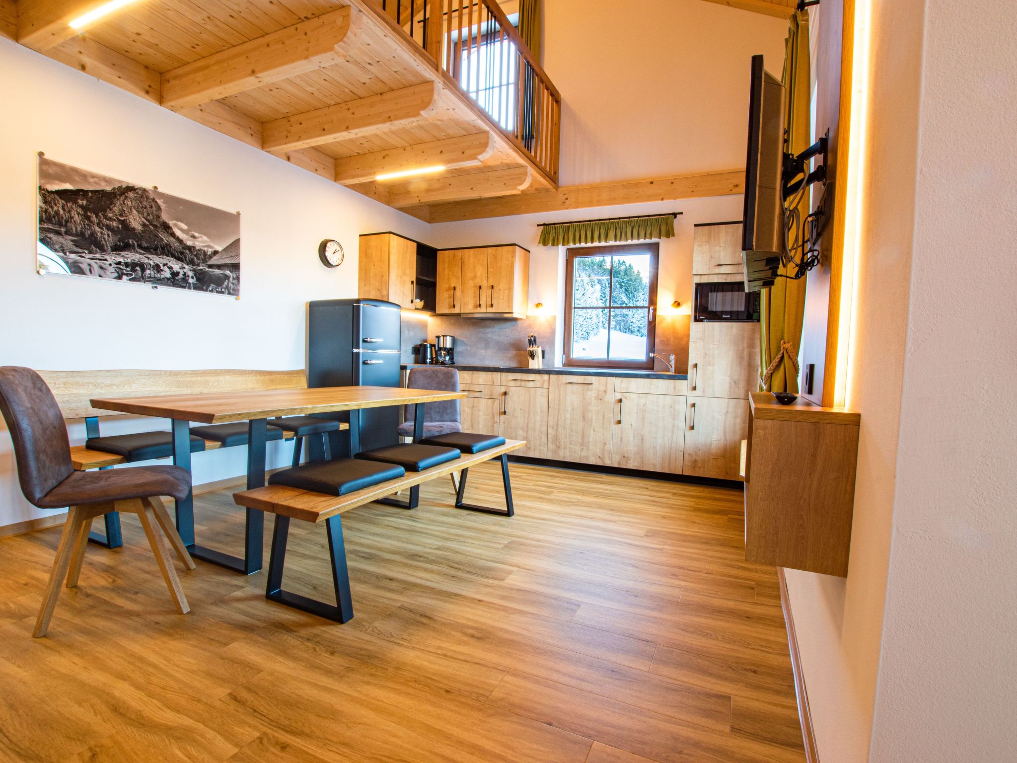 Alpen Chalet-Image-tags.info