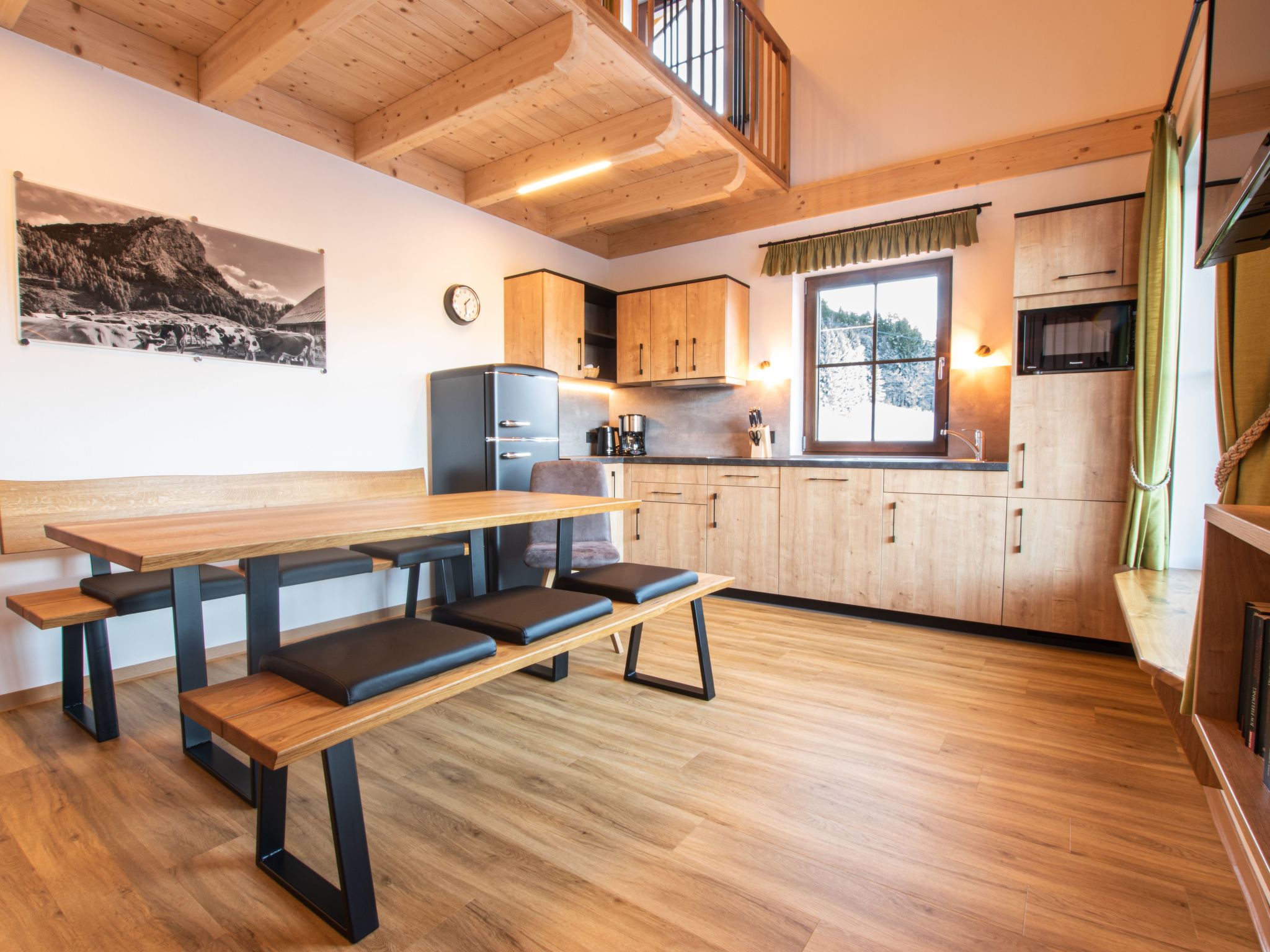 Alpen Chalet-Image-tags.info