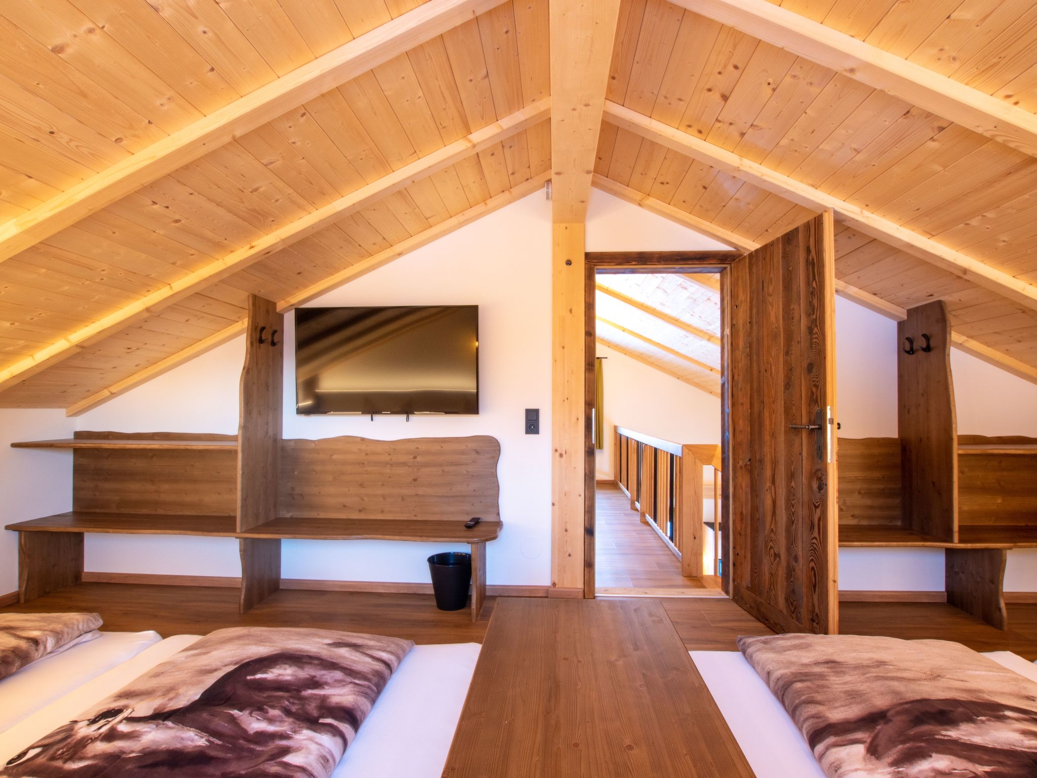 Alpen Chalet-Image-tags.info