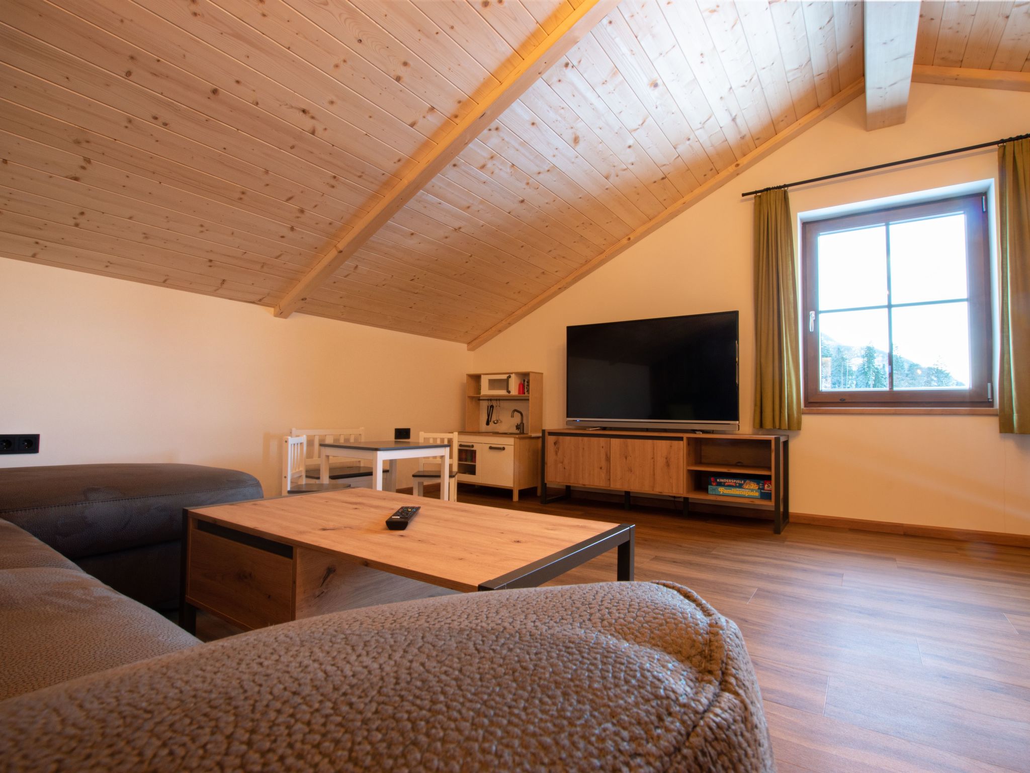 Alpen Chalet-Image-tags.info