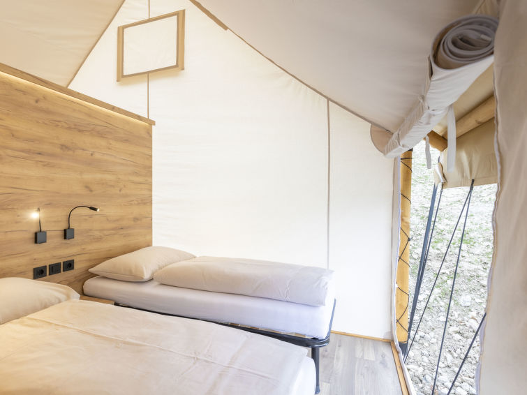 Search and Stay destination Kötschach-Mauthen, Kärnten - Austria from AU$ 357. Luxuszelt Safari für 6 Personen