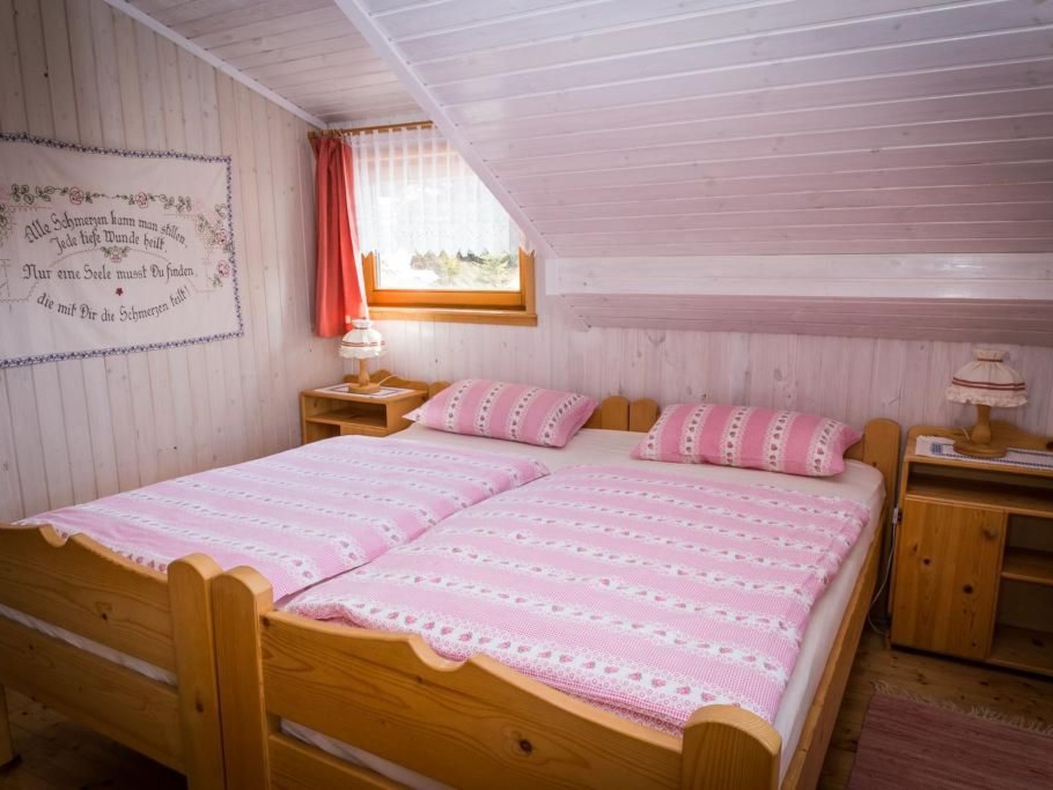 Almhütte Enzian-Binnen