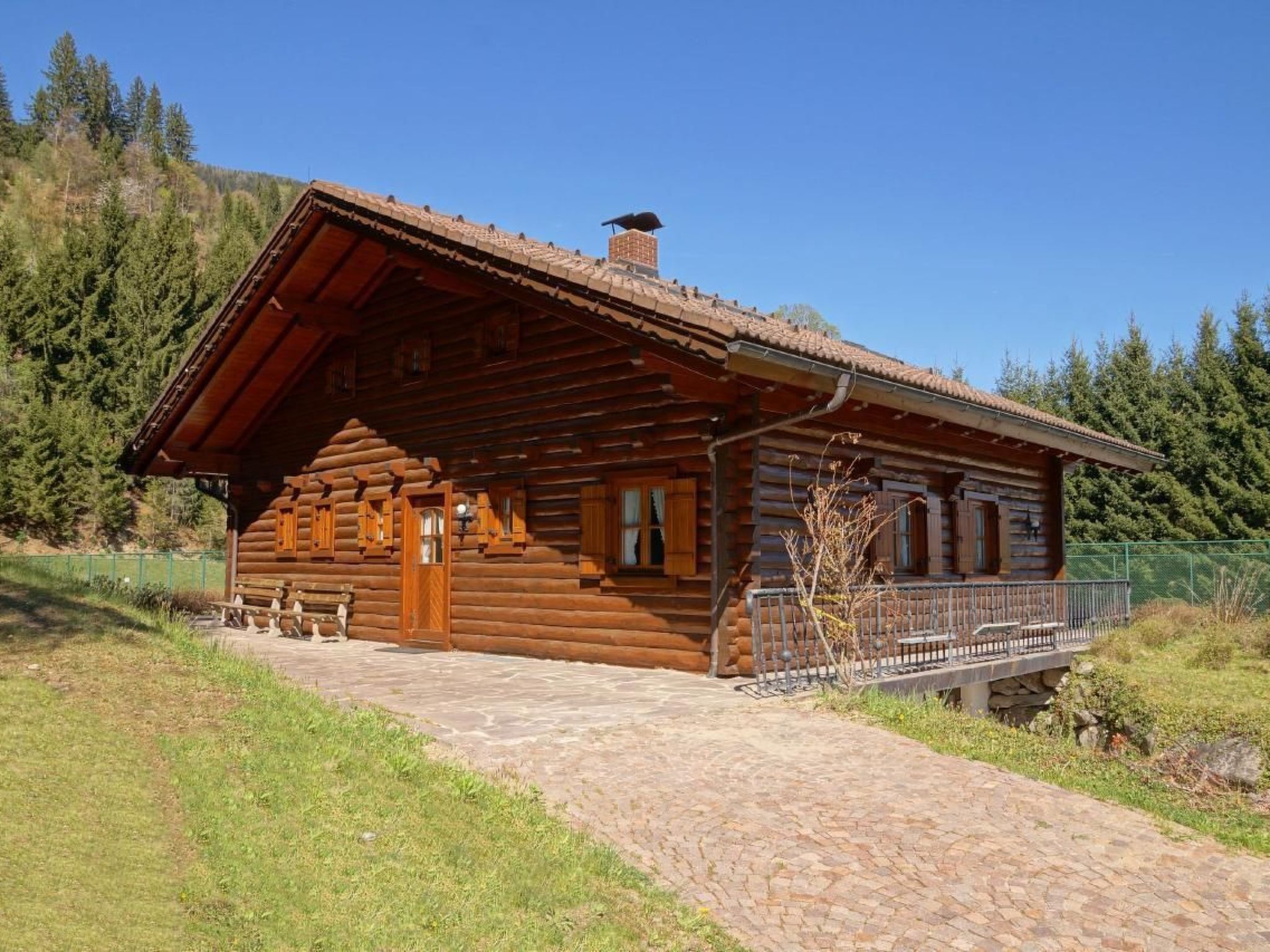 Glocknerhaus Naturdomizil in den Alpen - Binnen