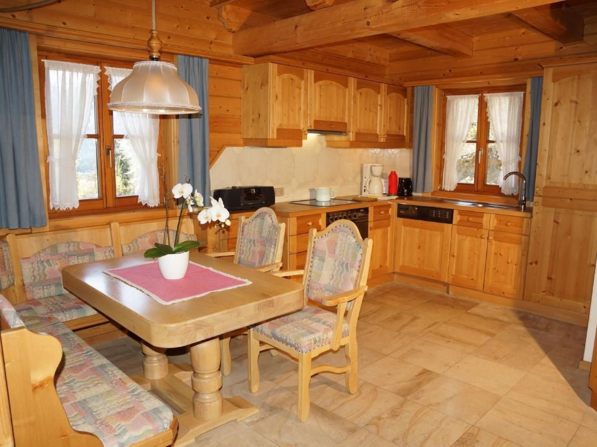 Glocknerhaus Naturdomizil in den Alpen - Binnen