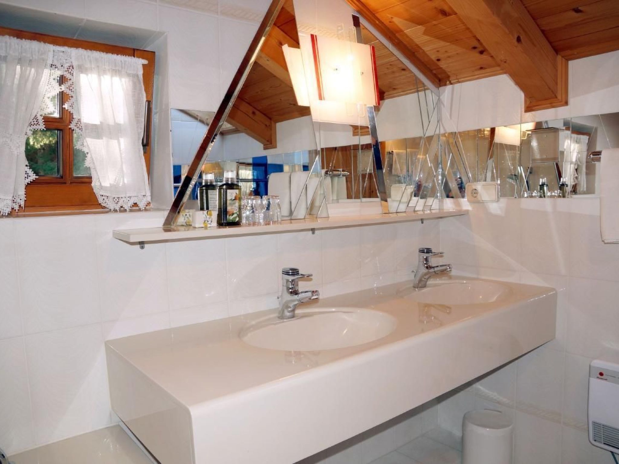 Glocknerhaus Naturdomizil in den Alpen - Binnen