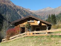 am Wallnerhof in Flattach