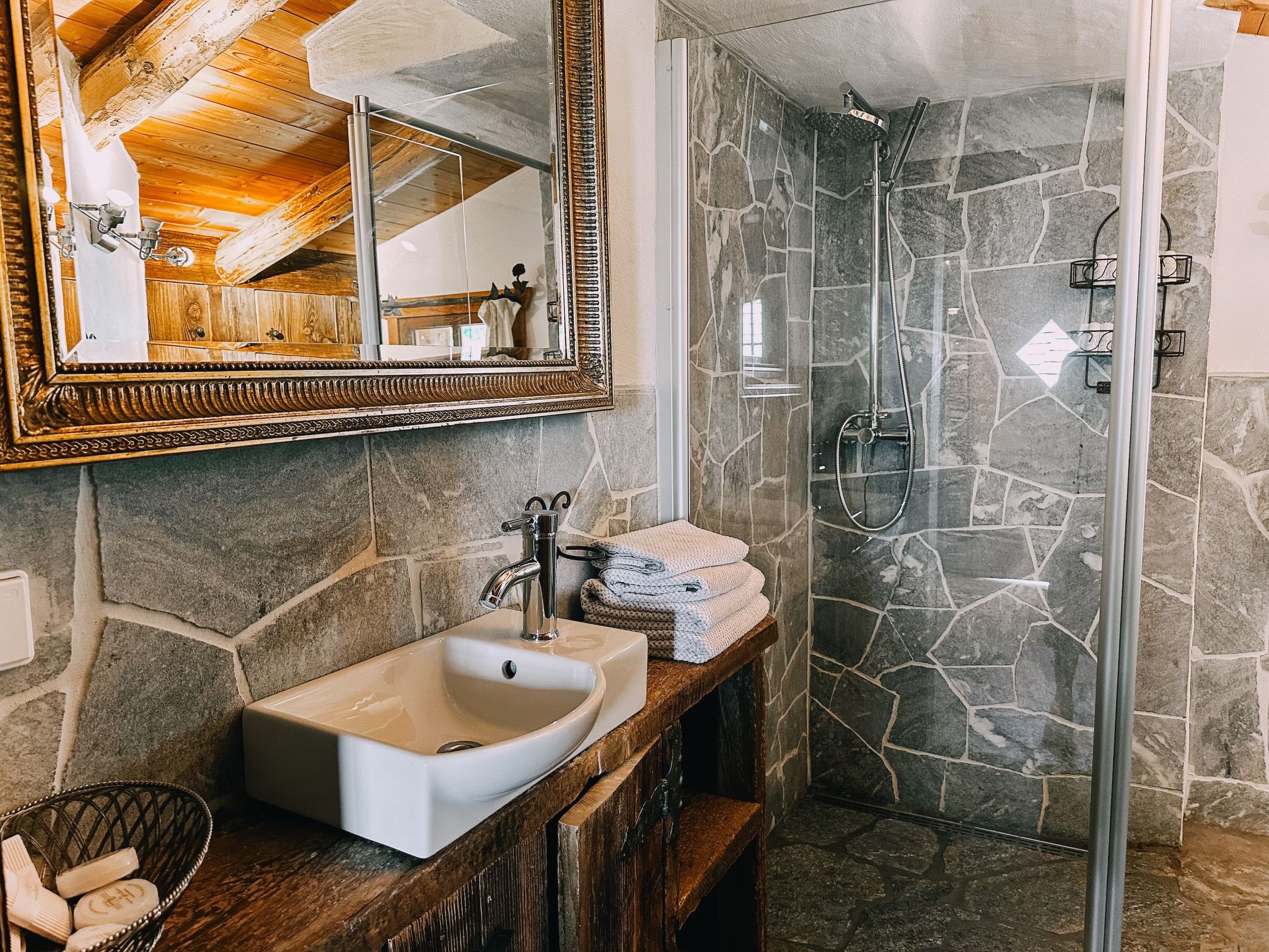 Romantikhütte-Binnen