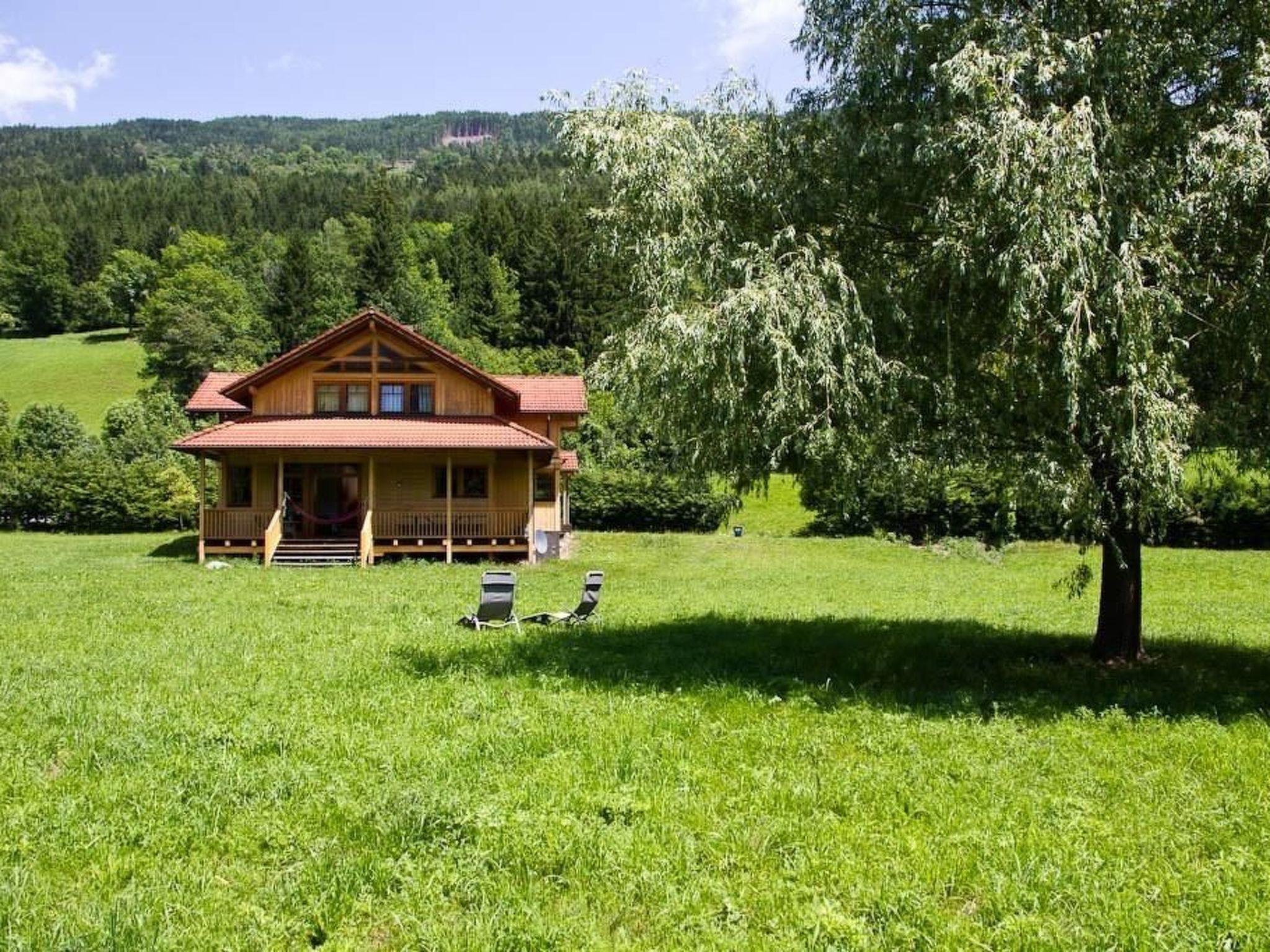 Komfortables Vollholzhaus in Fischertratten