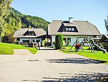 Vakantiehuis Schnitzer: gezellige woning in Seeboden met berg- en meergarantie - thumbnail 1