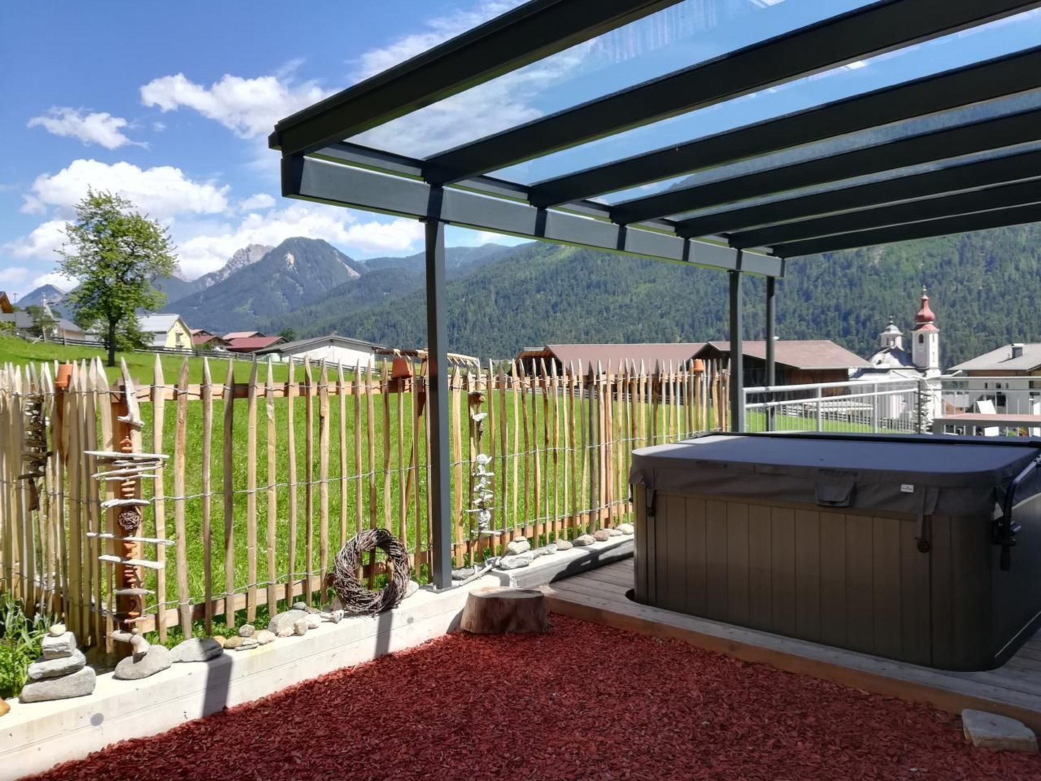 Charmantes Ferienhaus mit Whirlpool-Binnen