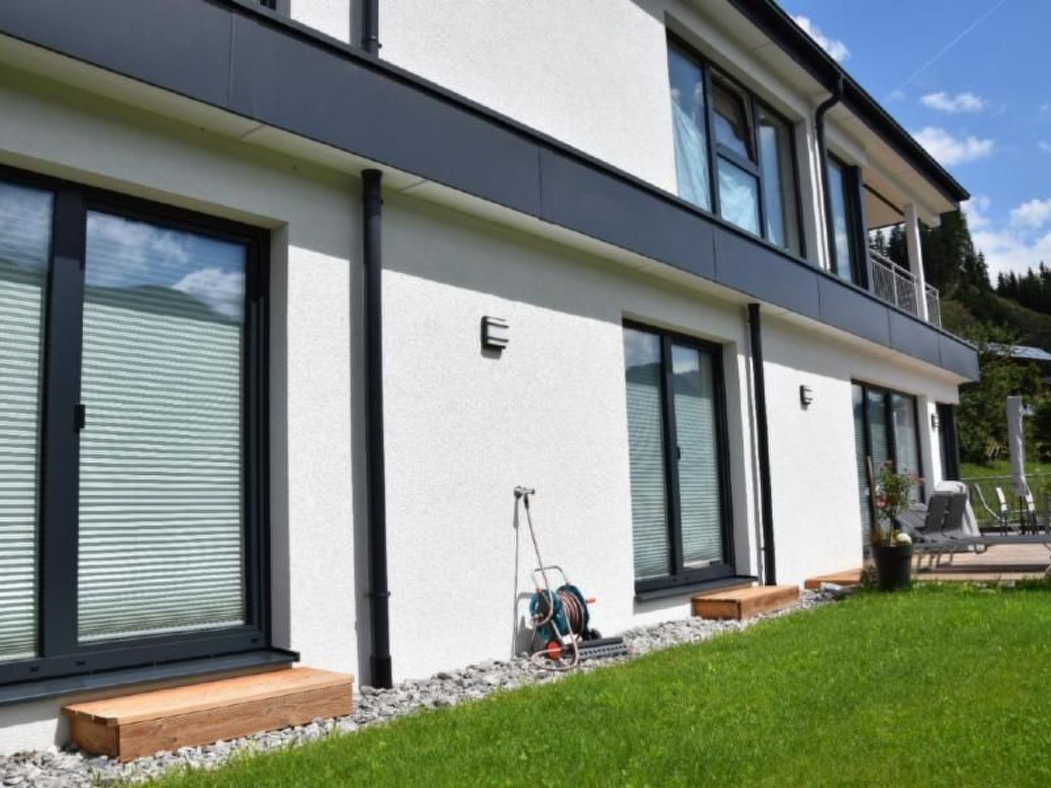 Charmantes Ferienhaus mit Whirlpool-Binnen