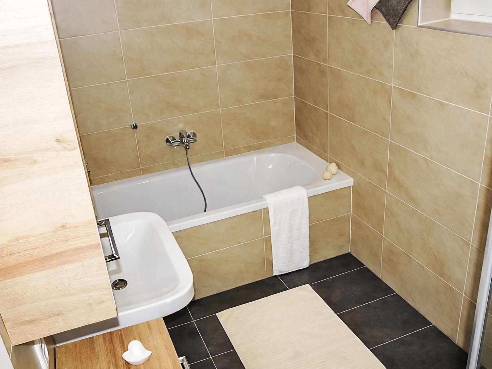 Maison – Salle de bains, photo 9 sur 23