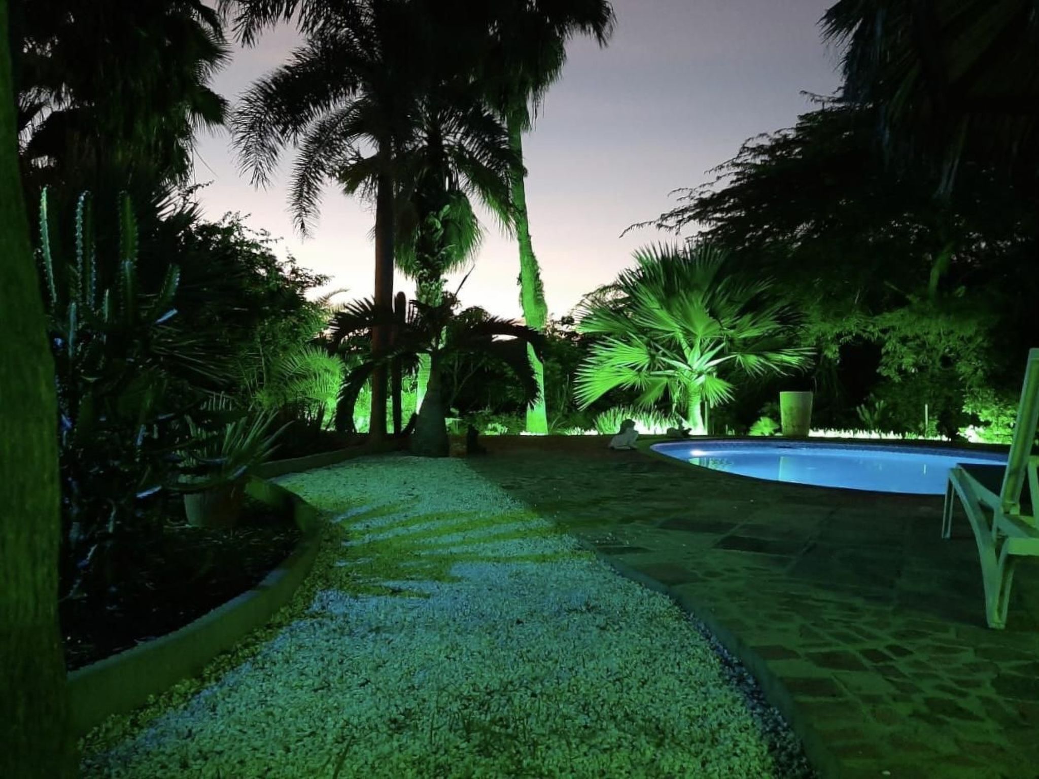 Casita Shoco op Caya Luna: knusse bungalow aan de golfbaan voor 2 in Mon Pos, Aruba - foto 3