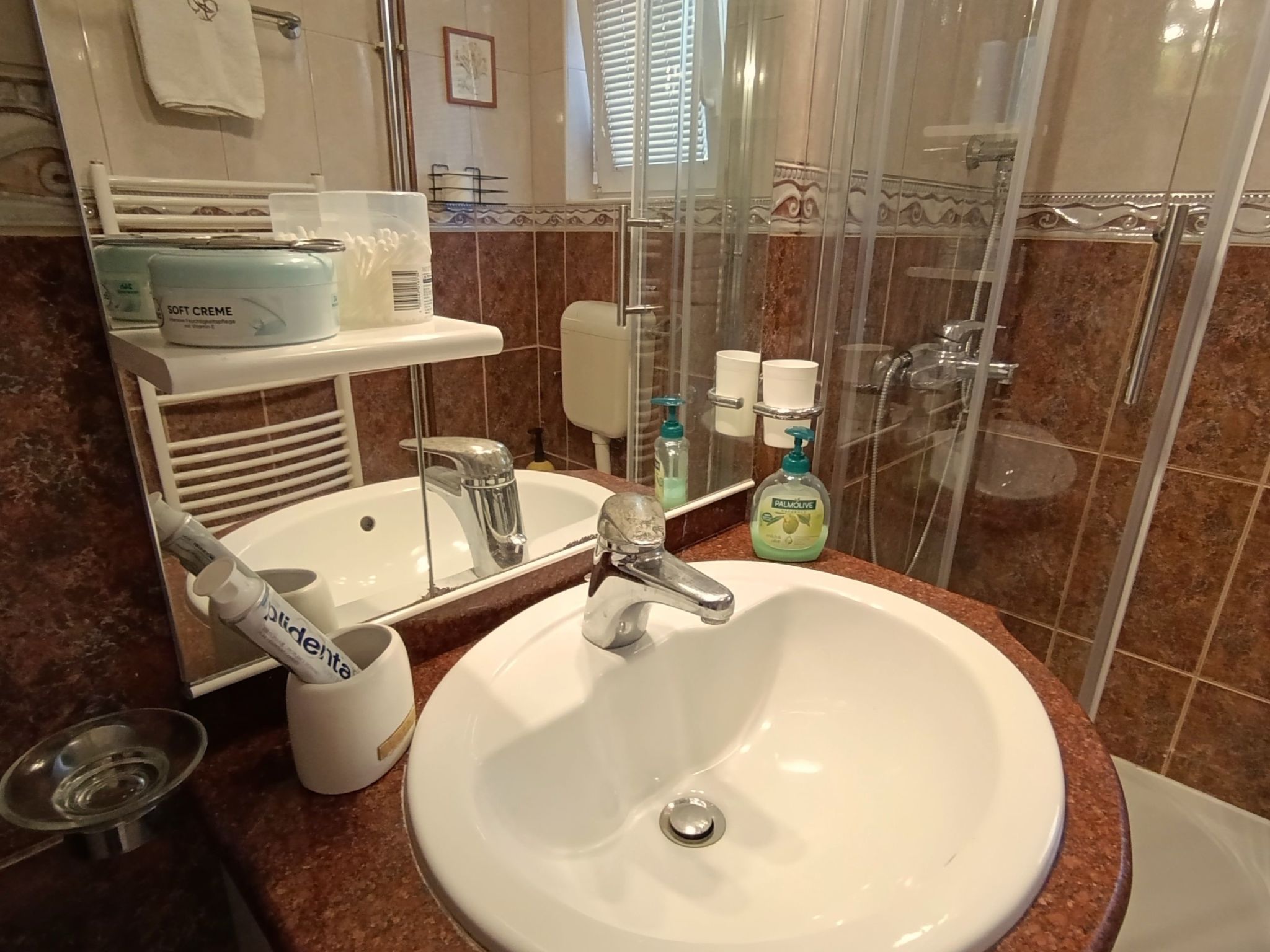 Geräumiges Ferienhaus mit kleinem Garten, nur fünf Gehminuten vom bekannten Bas