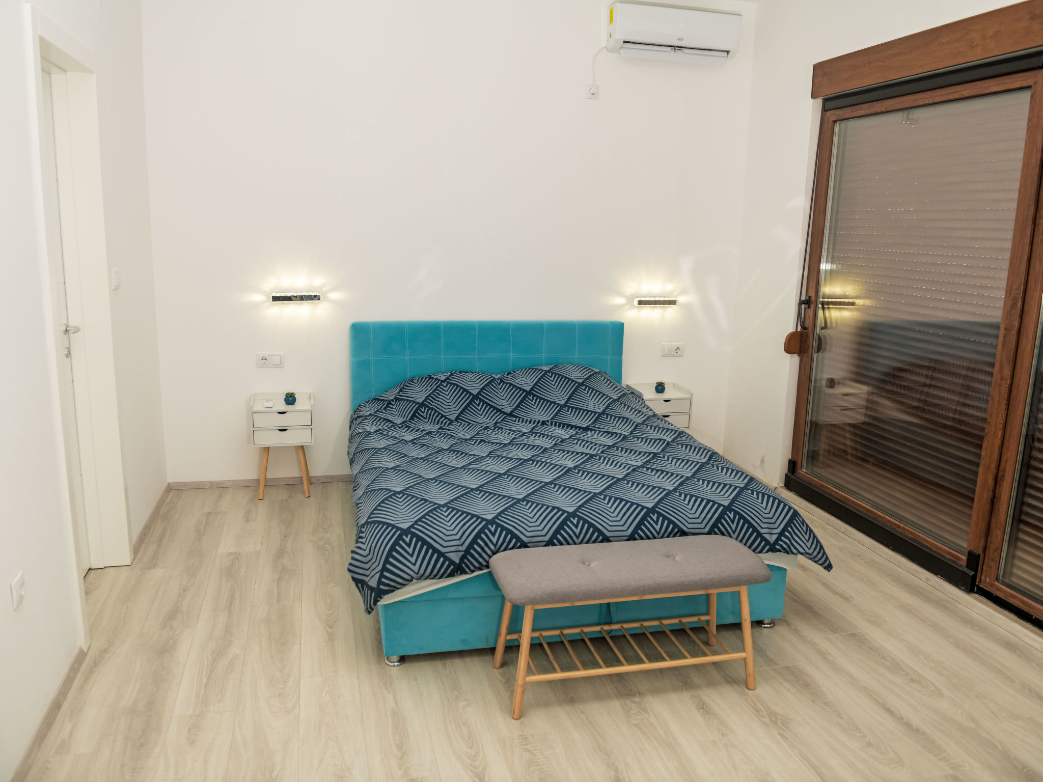 16-persoons vakantiehuis in Ivanica met verwarmd zwembad - foto 56